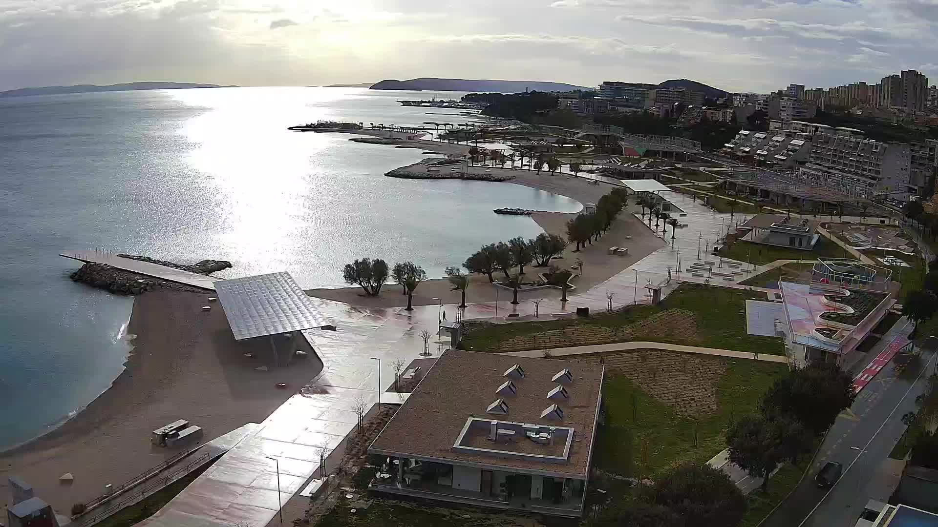 Split – Prenova platoja Žnjan