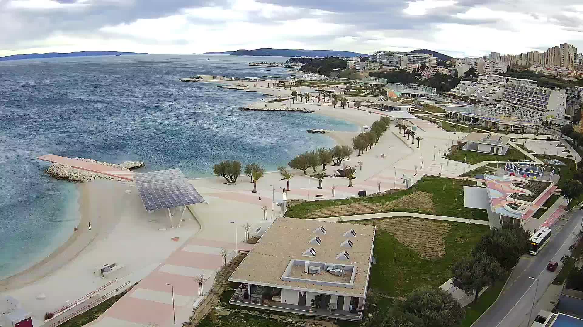 Split – Prenova platoja Žnjan