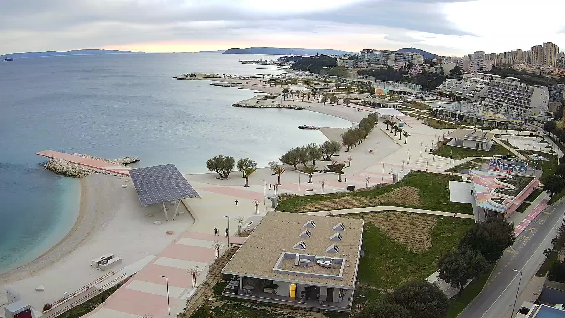 Split – Prenova platoja Žnjan