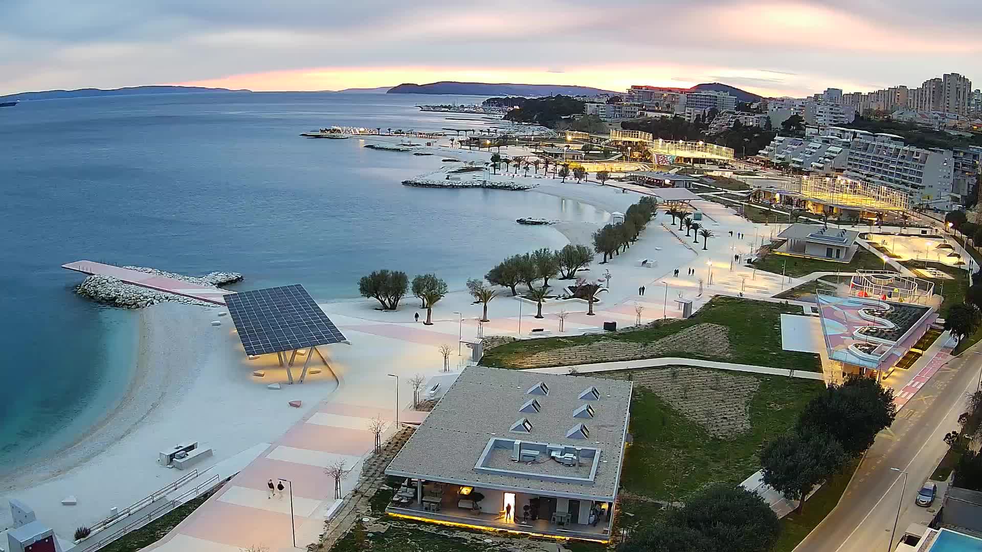 Split – Prenova platoja Žnjan