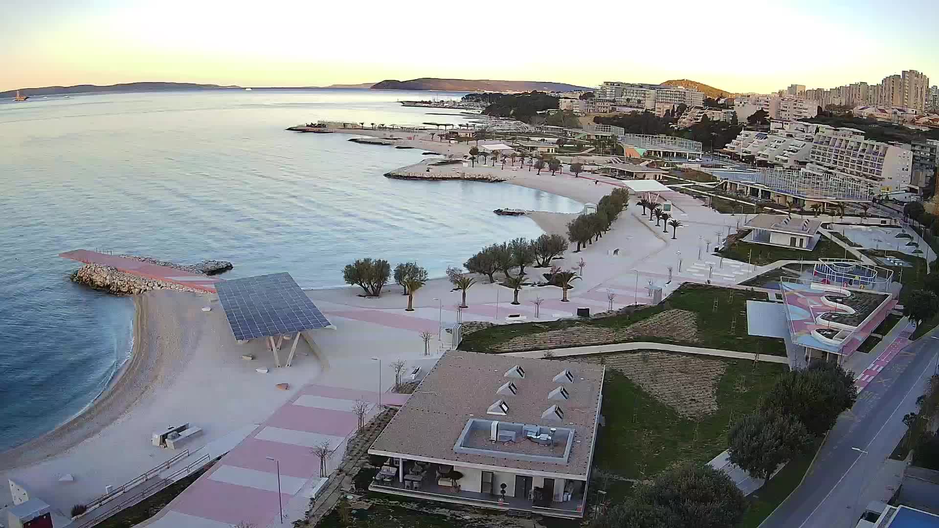 Split – Prenova platoja Žnjan