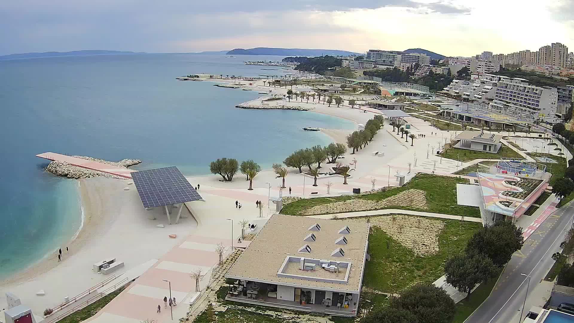 Split – Prenova platoja Žnjan