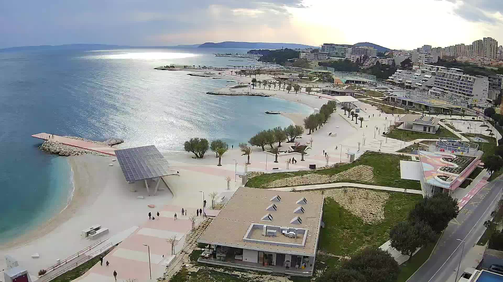 Split – Prenova platoja Žnjan