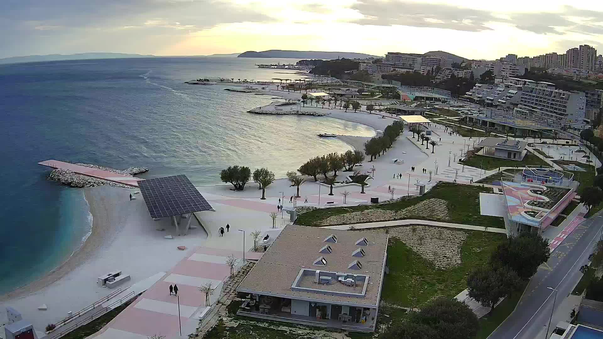 Split – Prenova platoja Žnjan