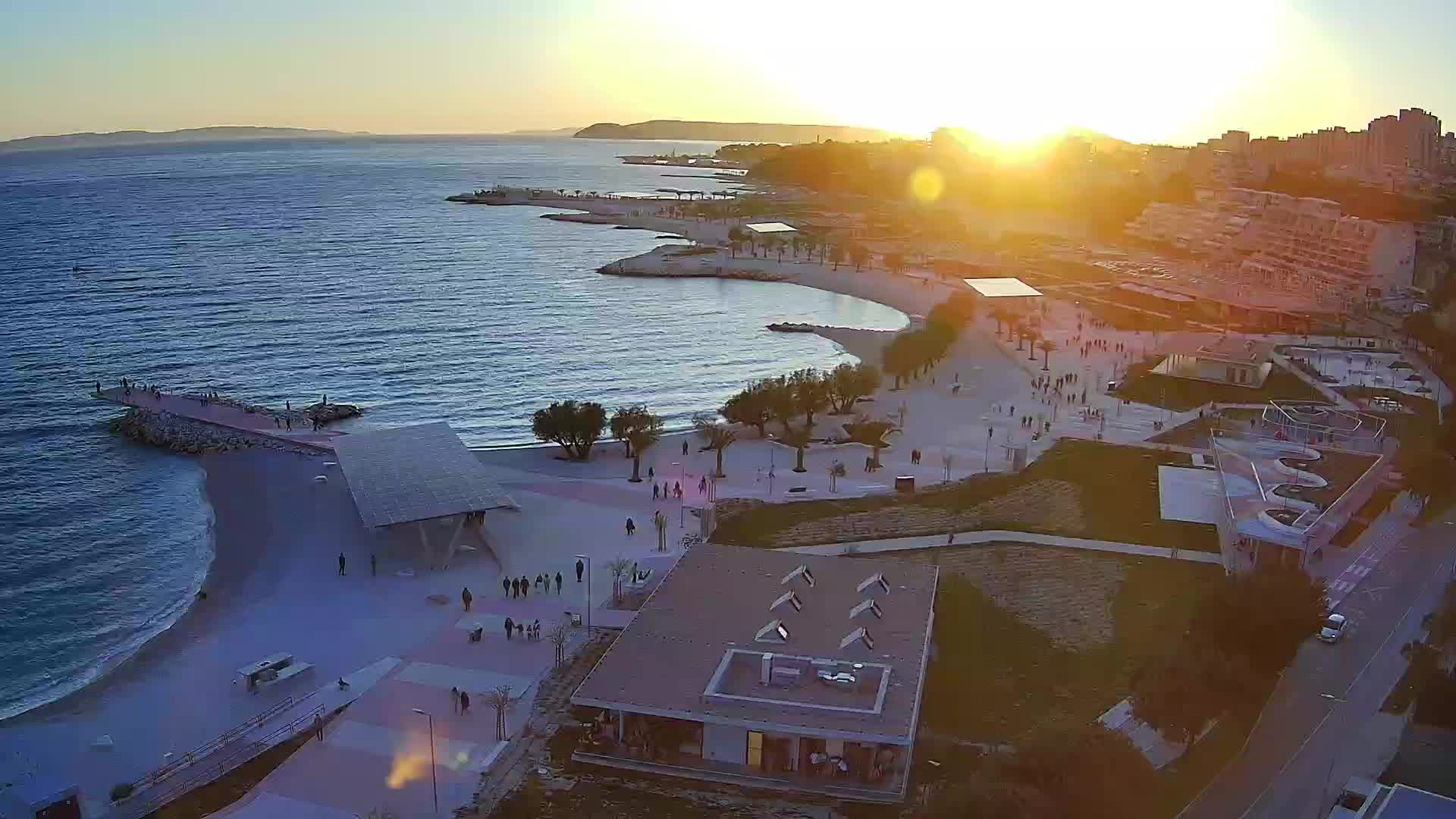 Split – Prenova platoja Žnjan