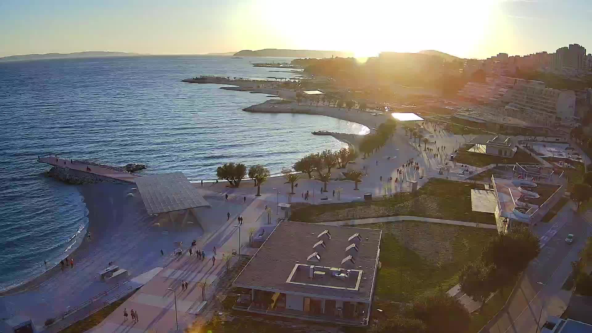 Split – Prenova platoja Žnjan