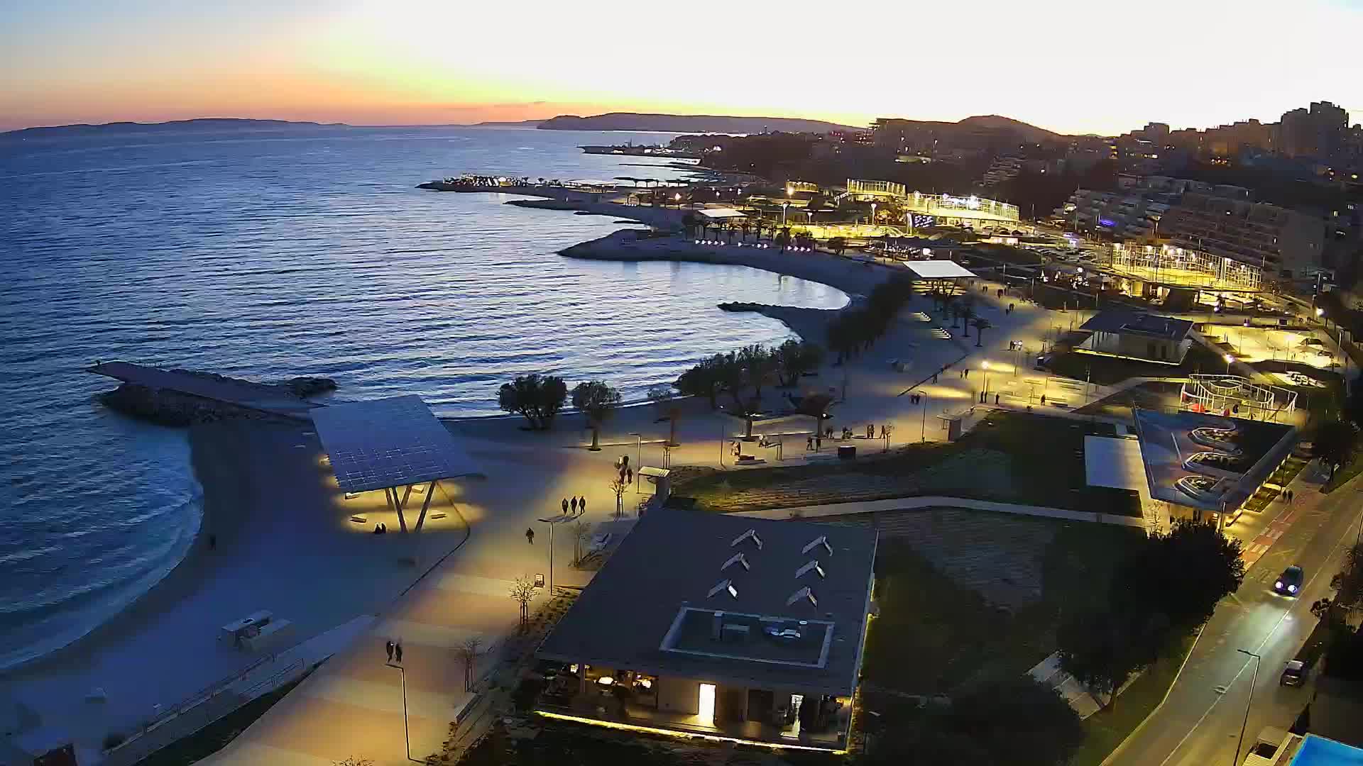 Split – Prenova platoja Žnjan