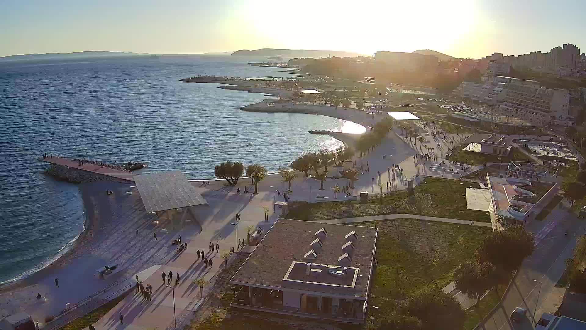 Split – Prenova platoja Žnjan