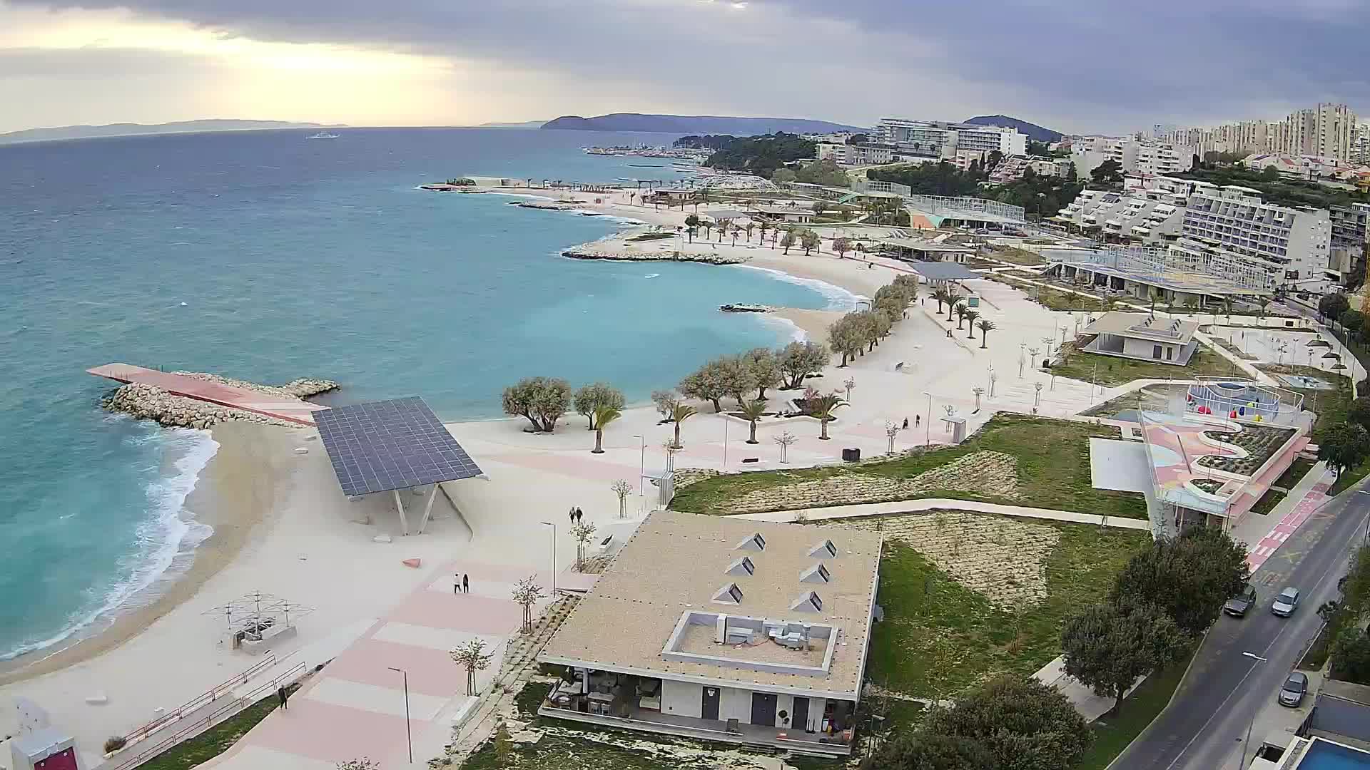 Split – Prenova platoja Žnjan