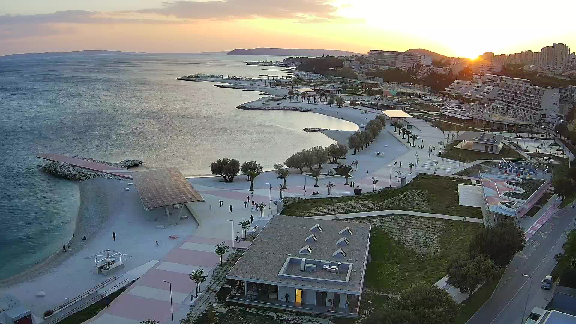 Split – Prenova platoja Žnjan