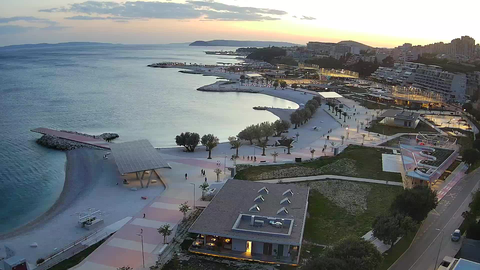 Split – Prenova platoja Žnjan