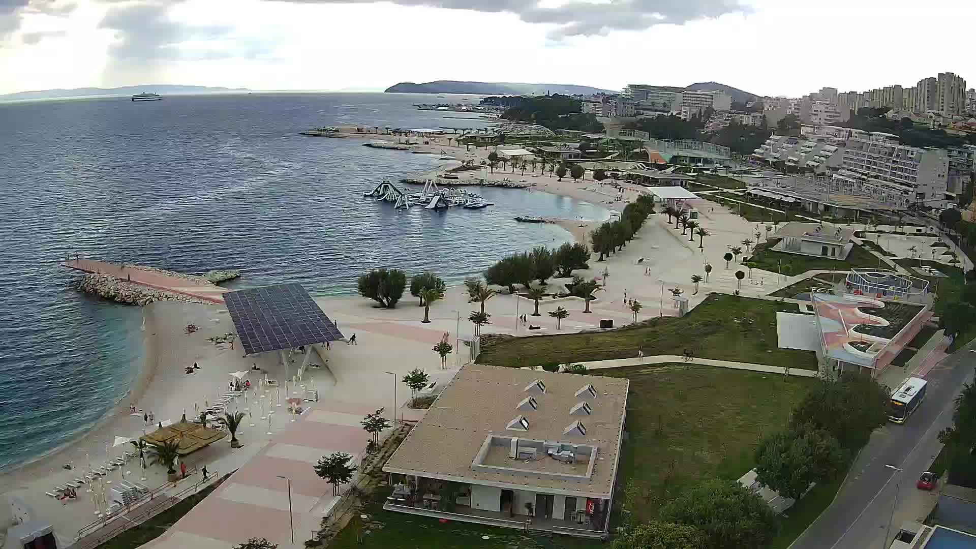 Split – Prenova platoja Žnjan