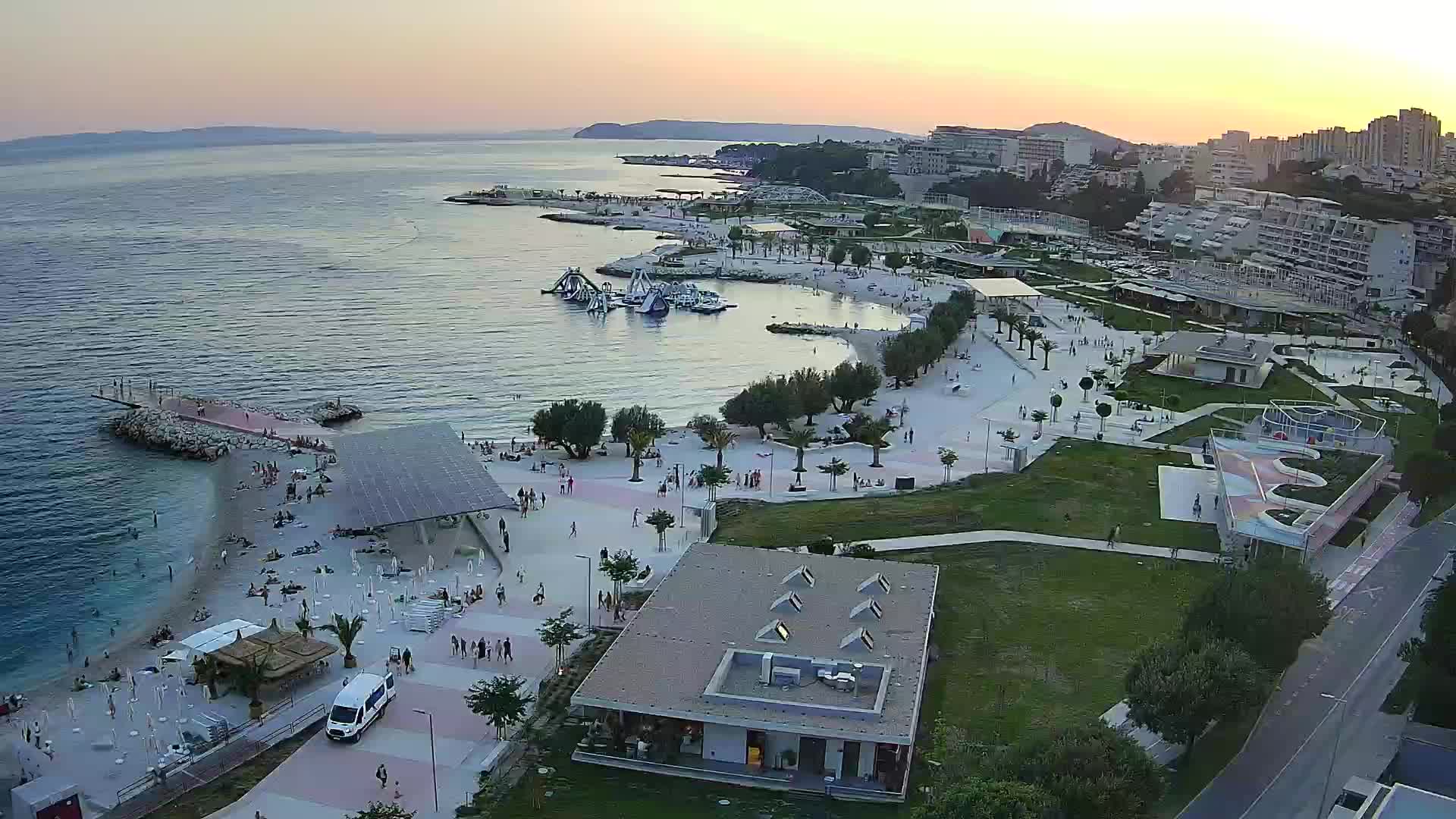 Split – Prenova platoja Žnjan