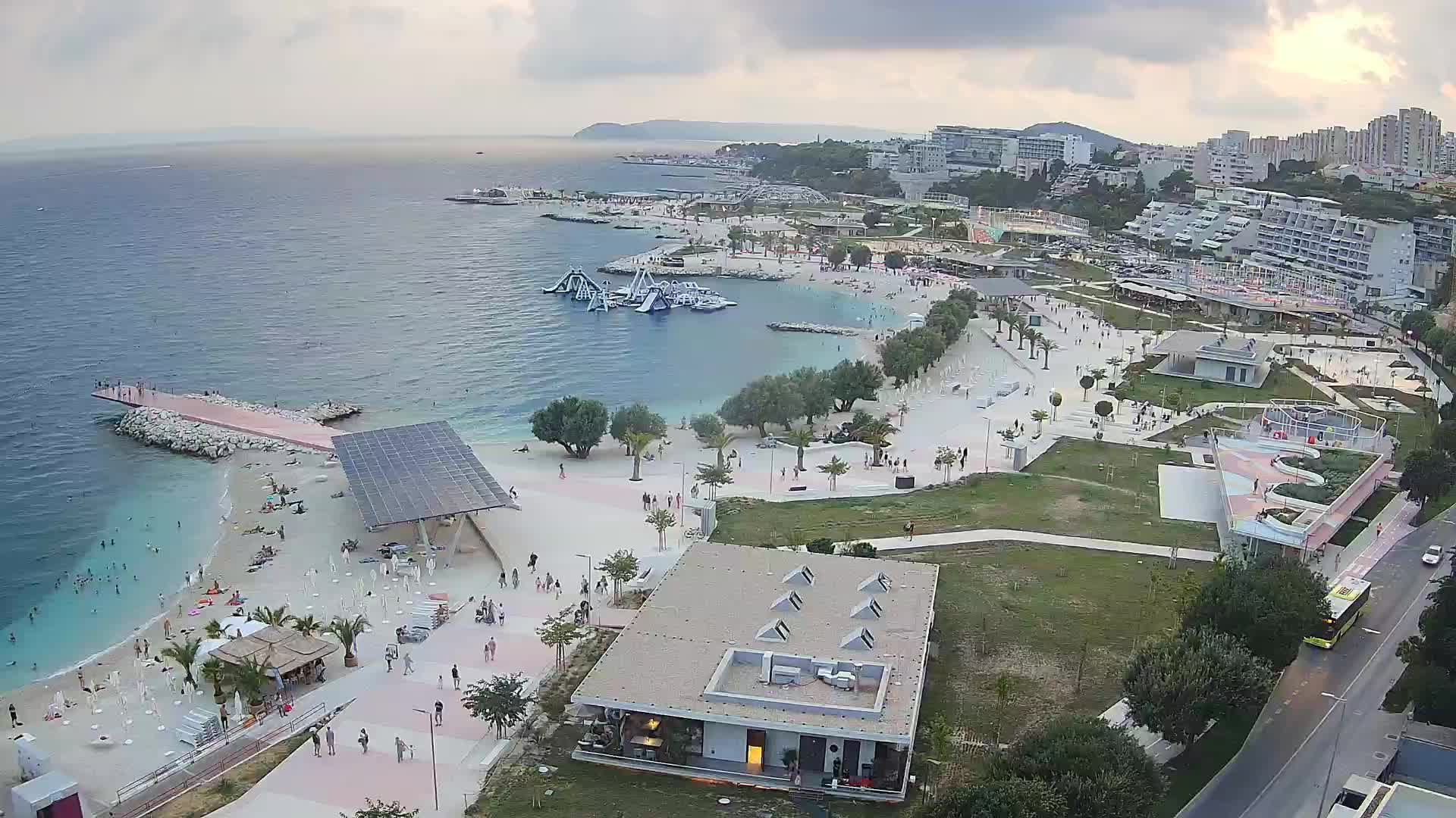 Split – Prenova platoja Žnjan