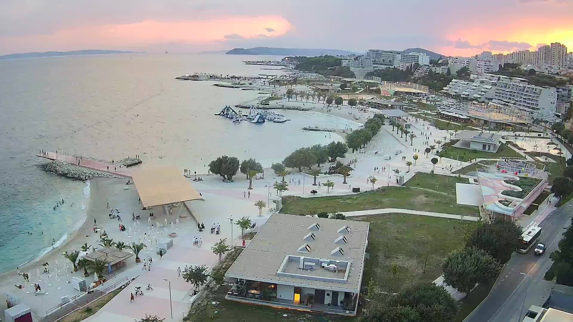Split – Prenova platoja Žnjan
