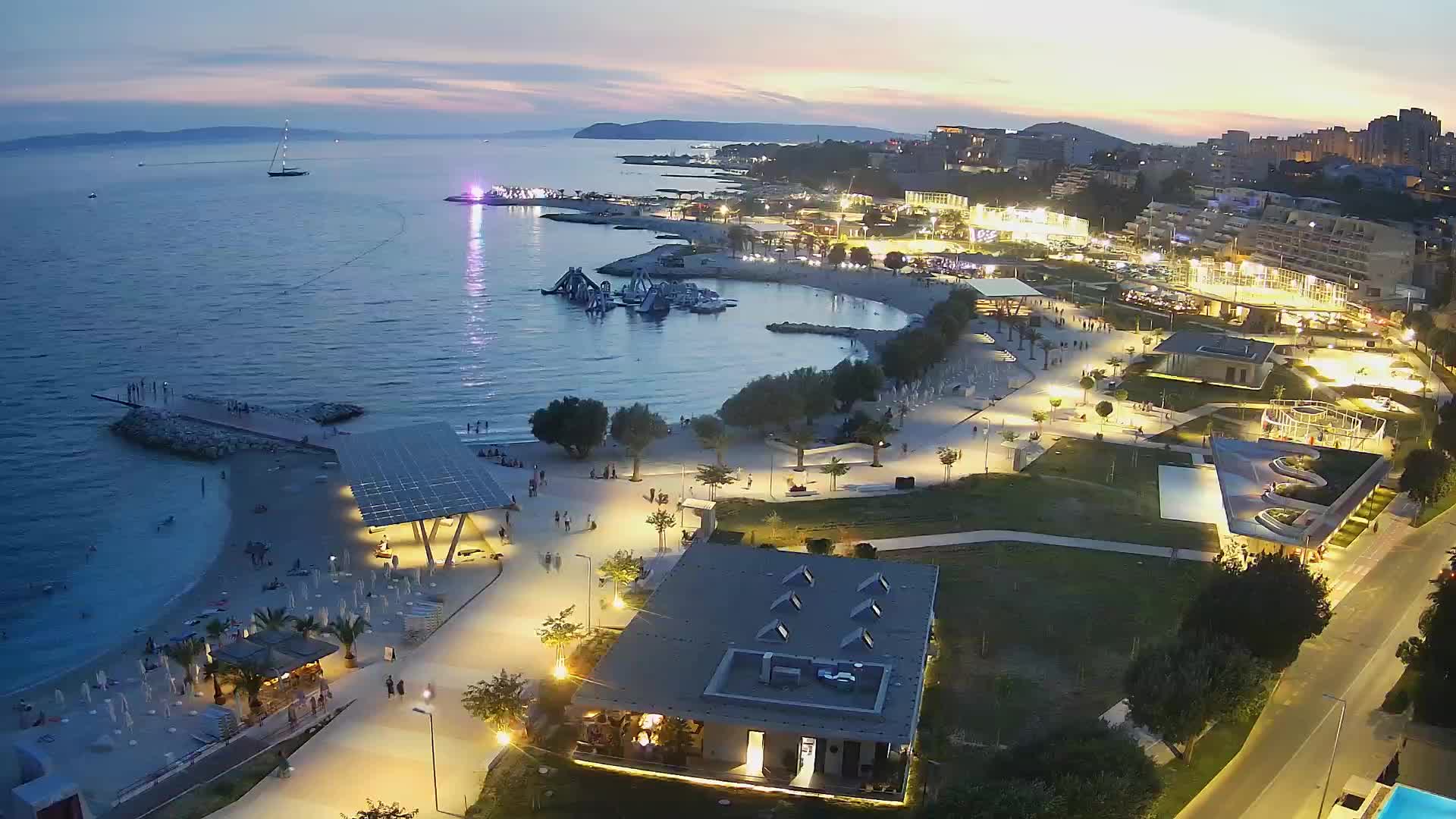 Split – Prenova platoja Žnjan