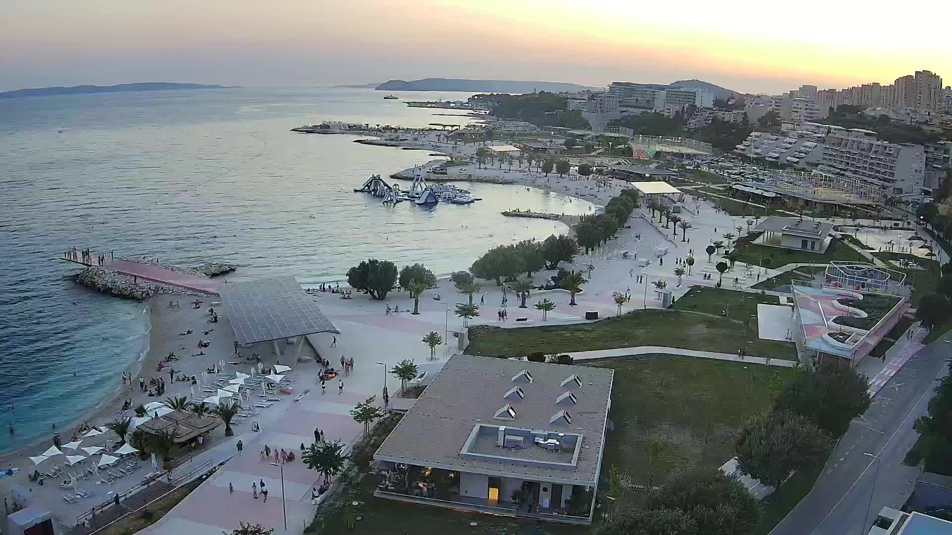 Split – Prenova platoja Žnjan