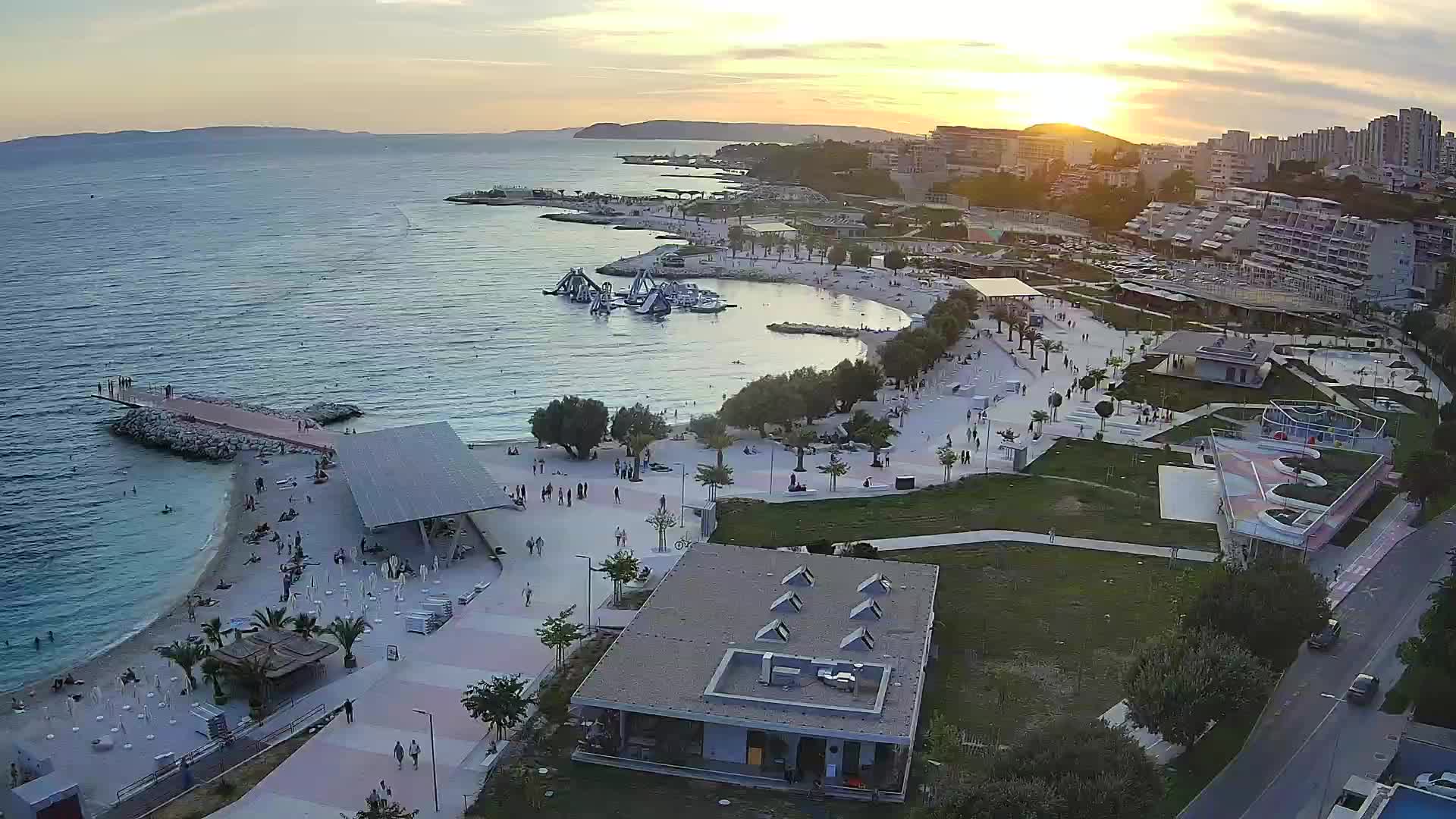 Split – Prenova platoja Žnjan