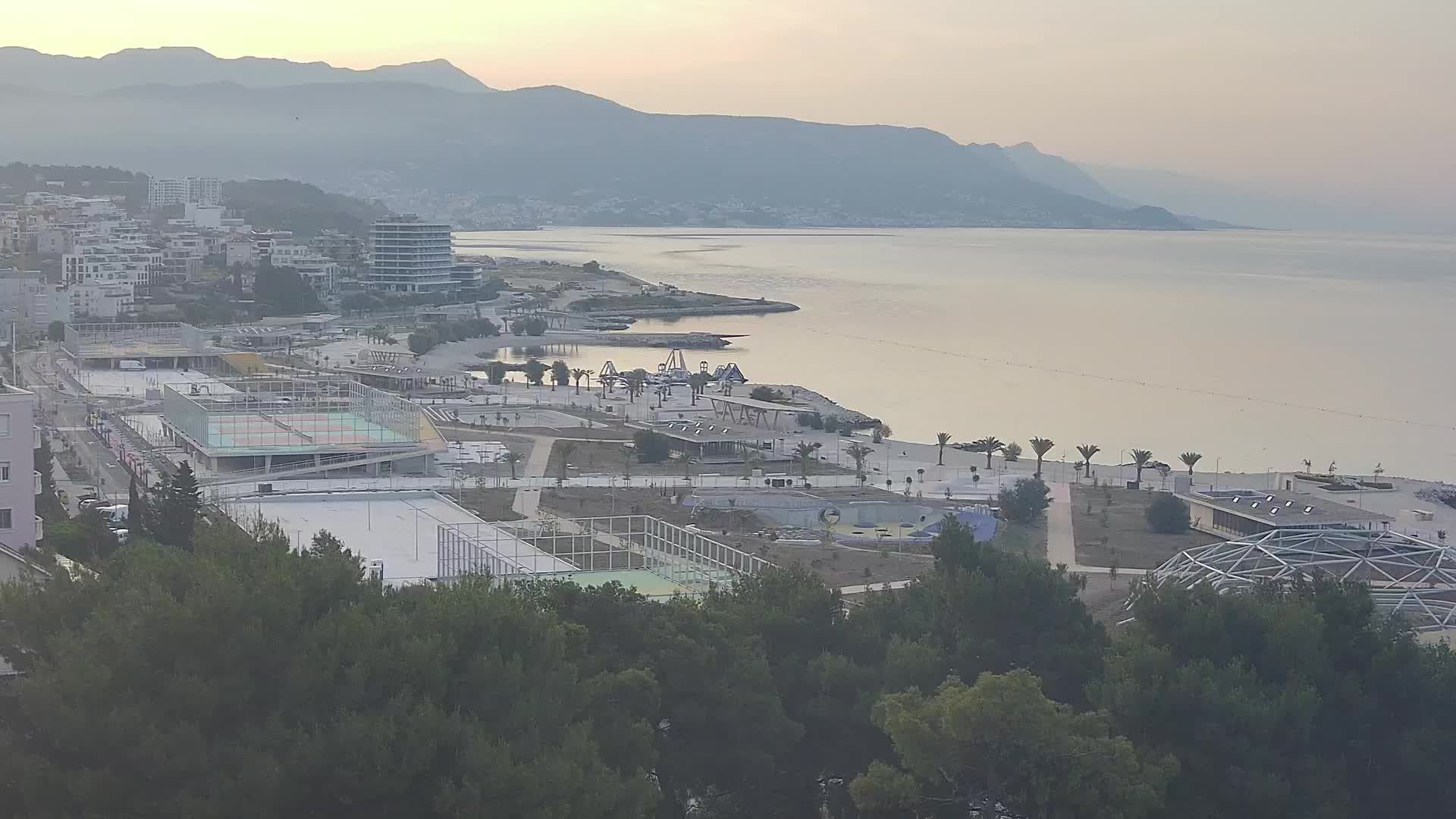 Plaža Žnjan in športni objekti – Split
