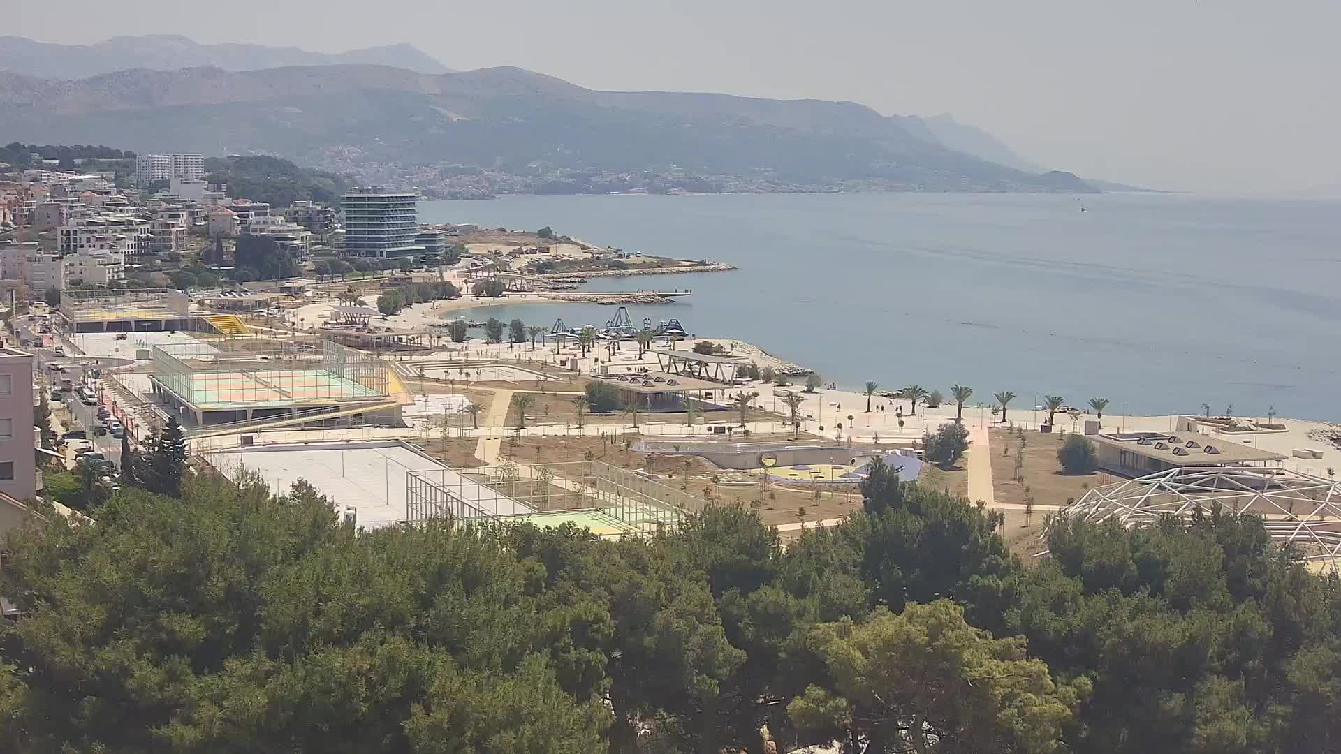 Plaža Žnjan in športni objekti – Split