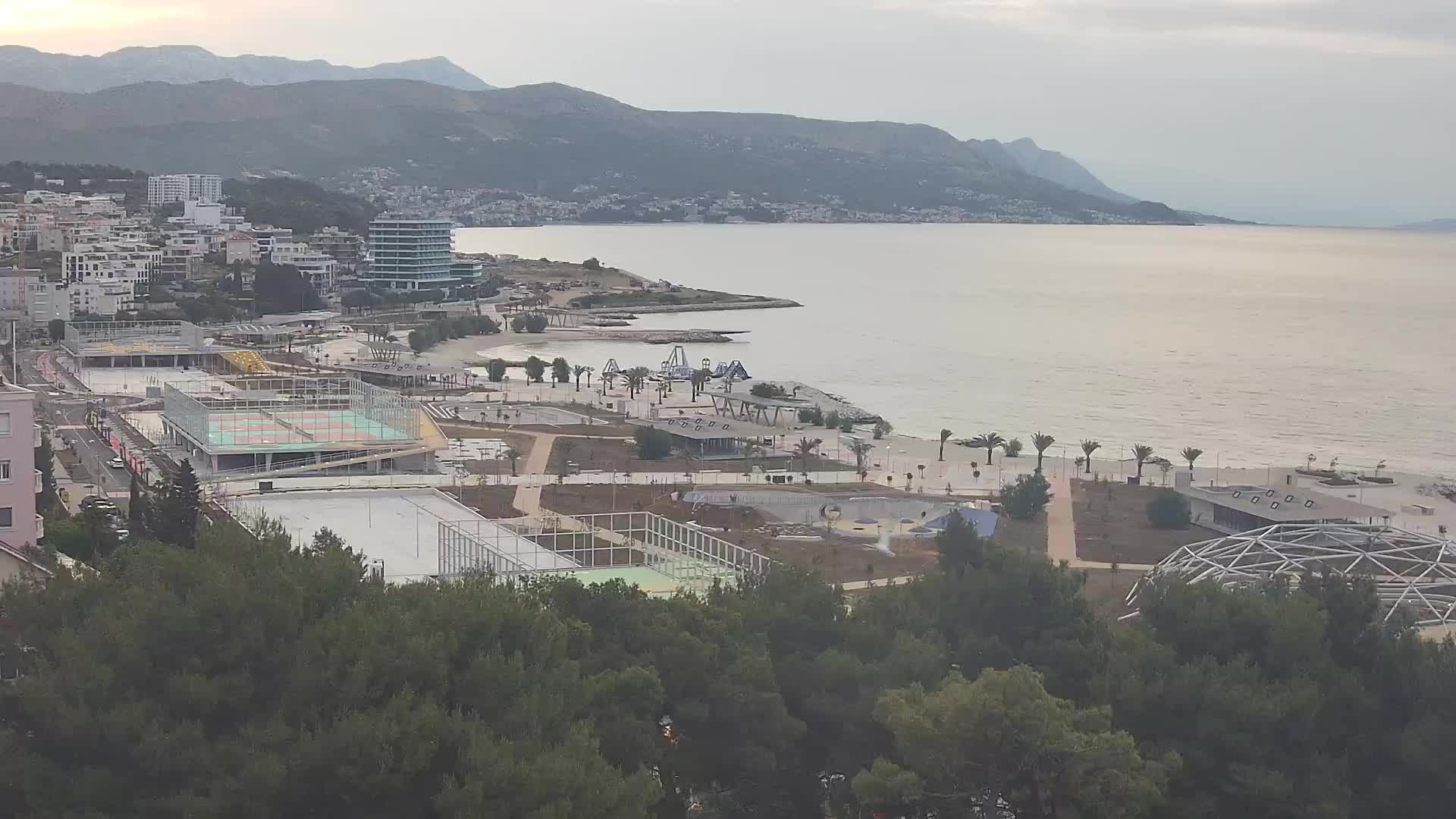 Plage Žnjan et installations sportives – Split