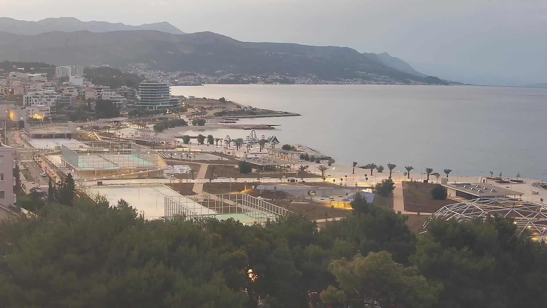 Playa Žnjan e instalaciones deportivas – Split