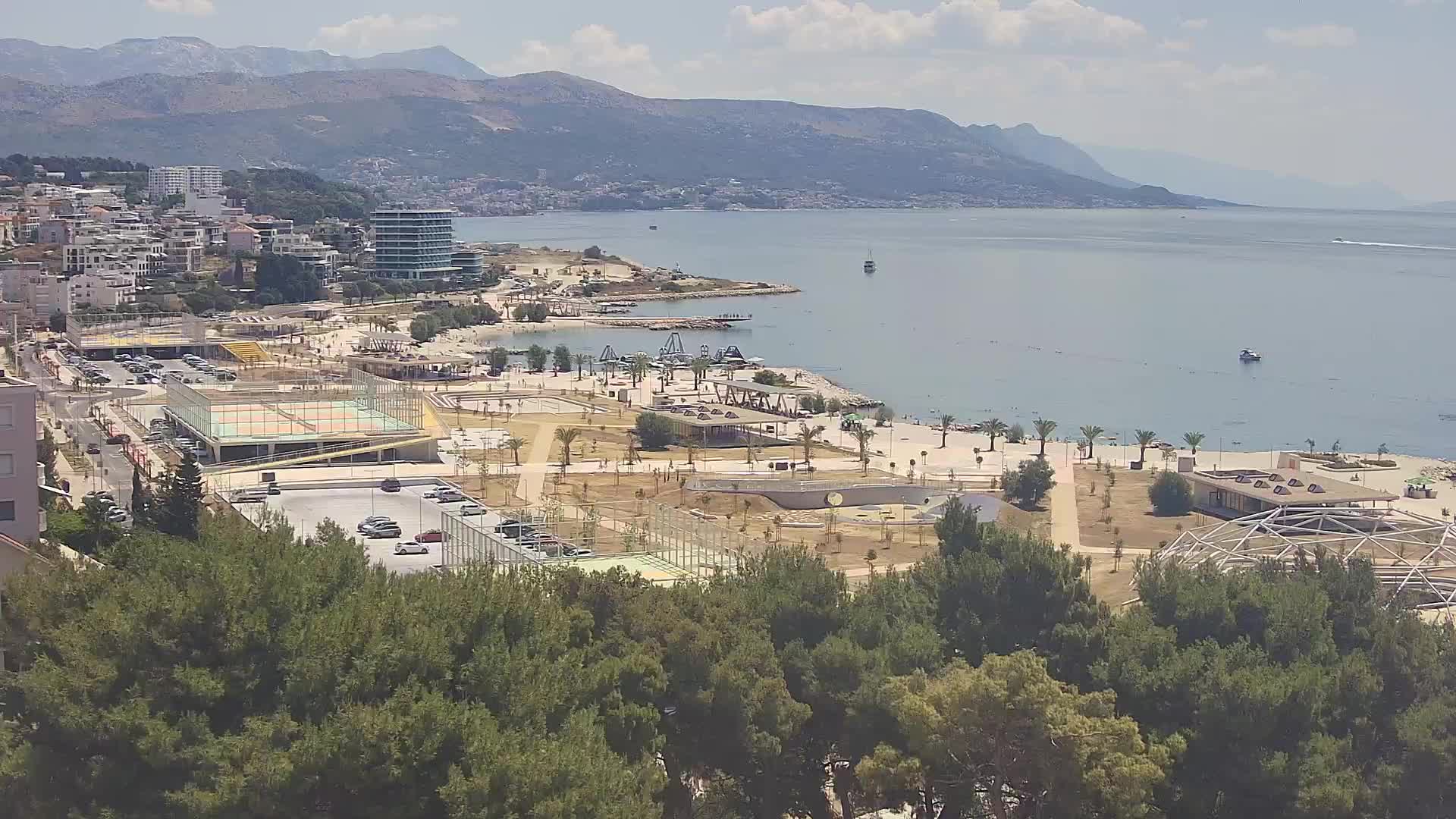 Plaža Žnjan in športni objekti – Split