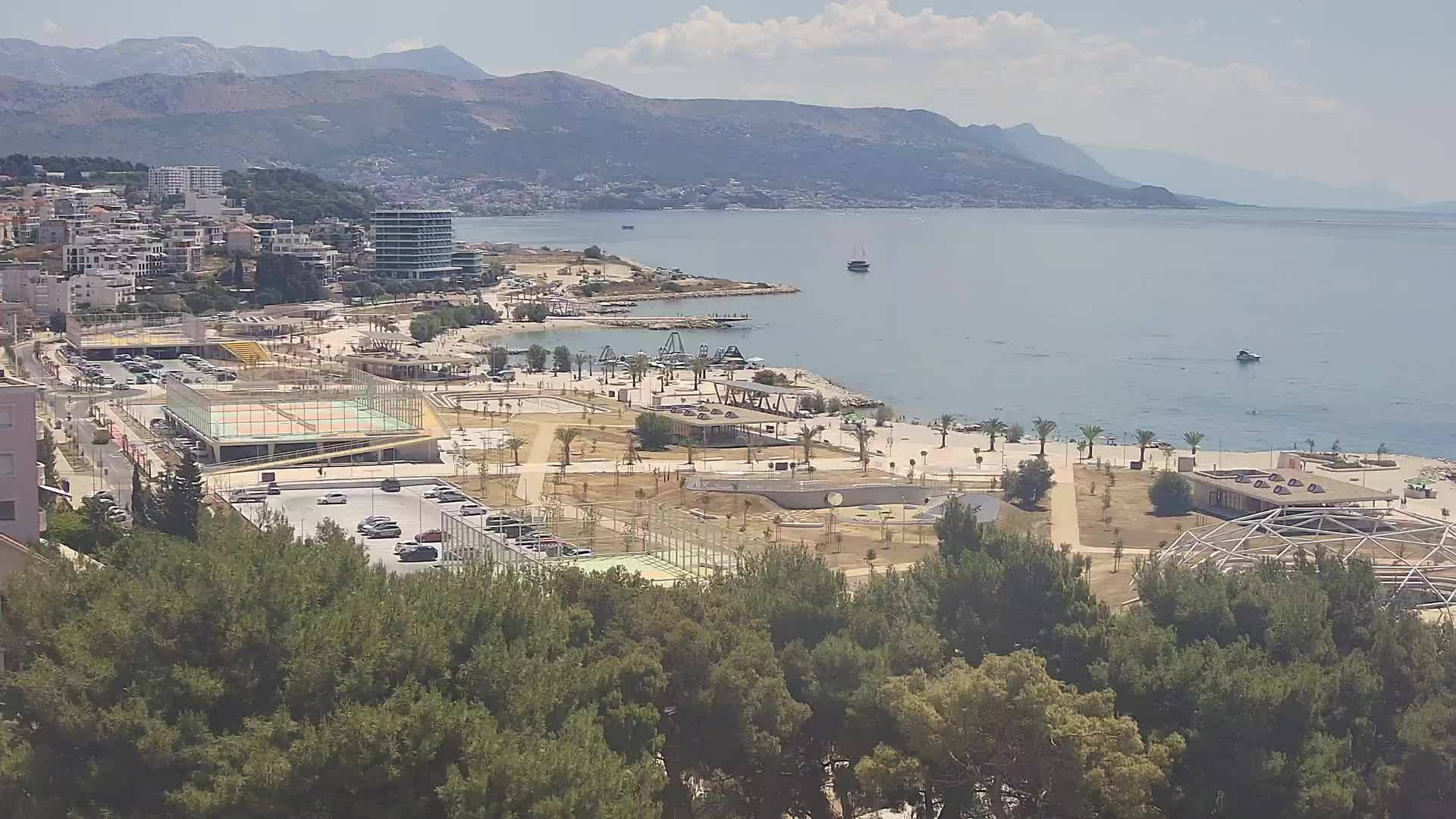 Plaža Žnjan in športni objekti – Split