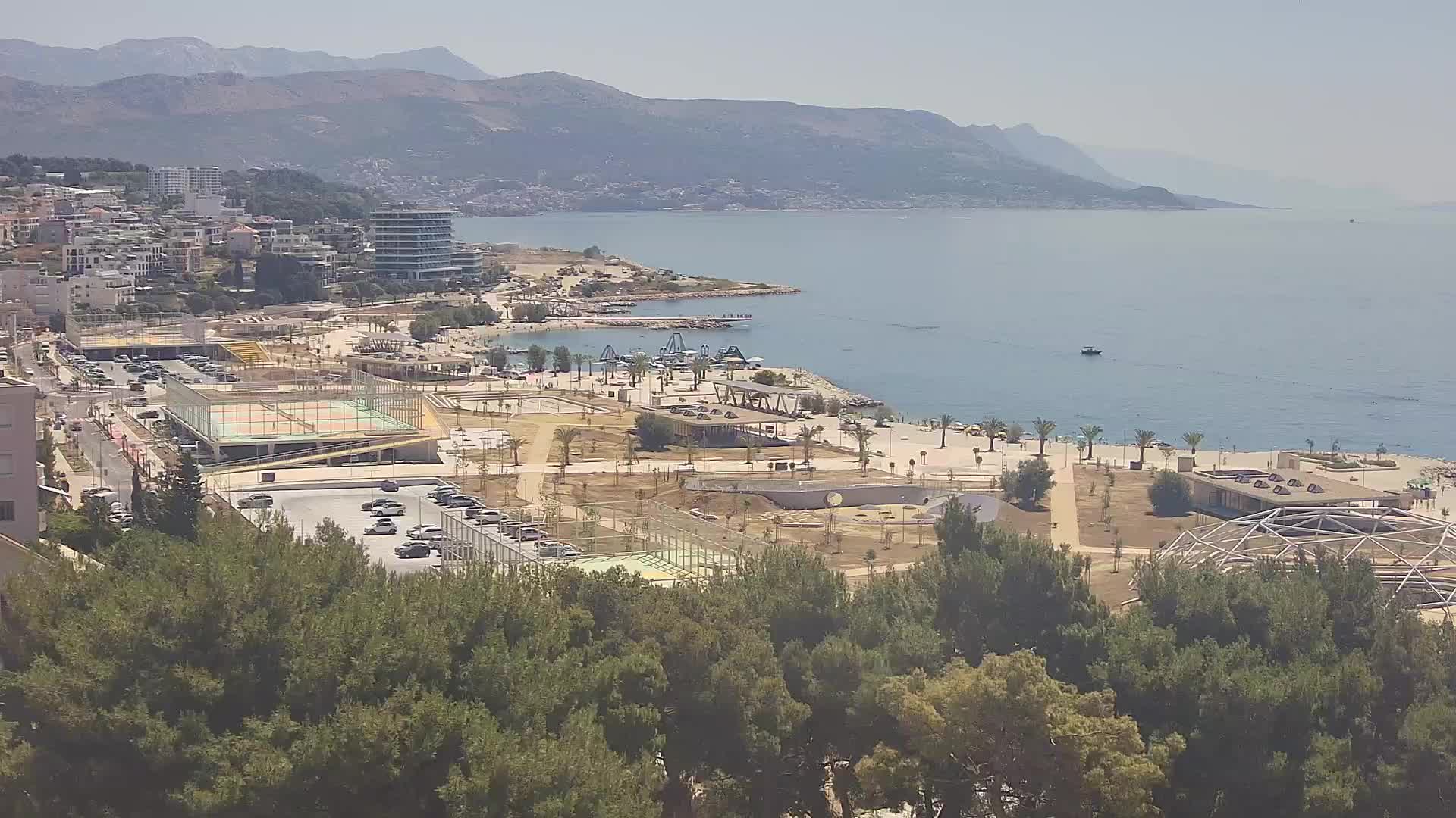 Plaža Žnjan in športni objekti – Split