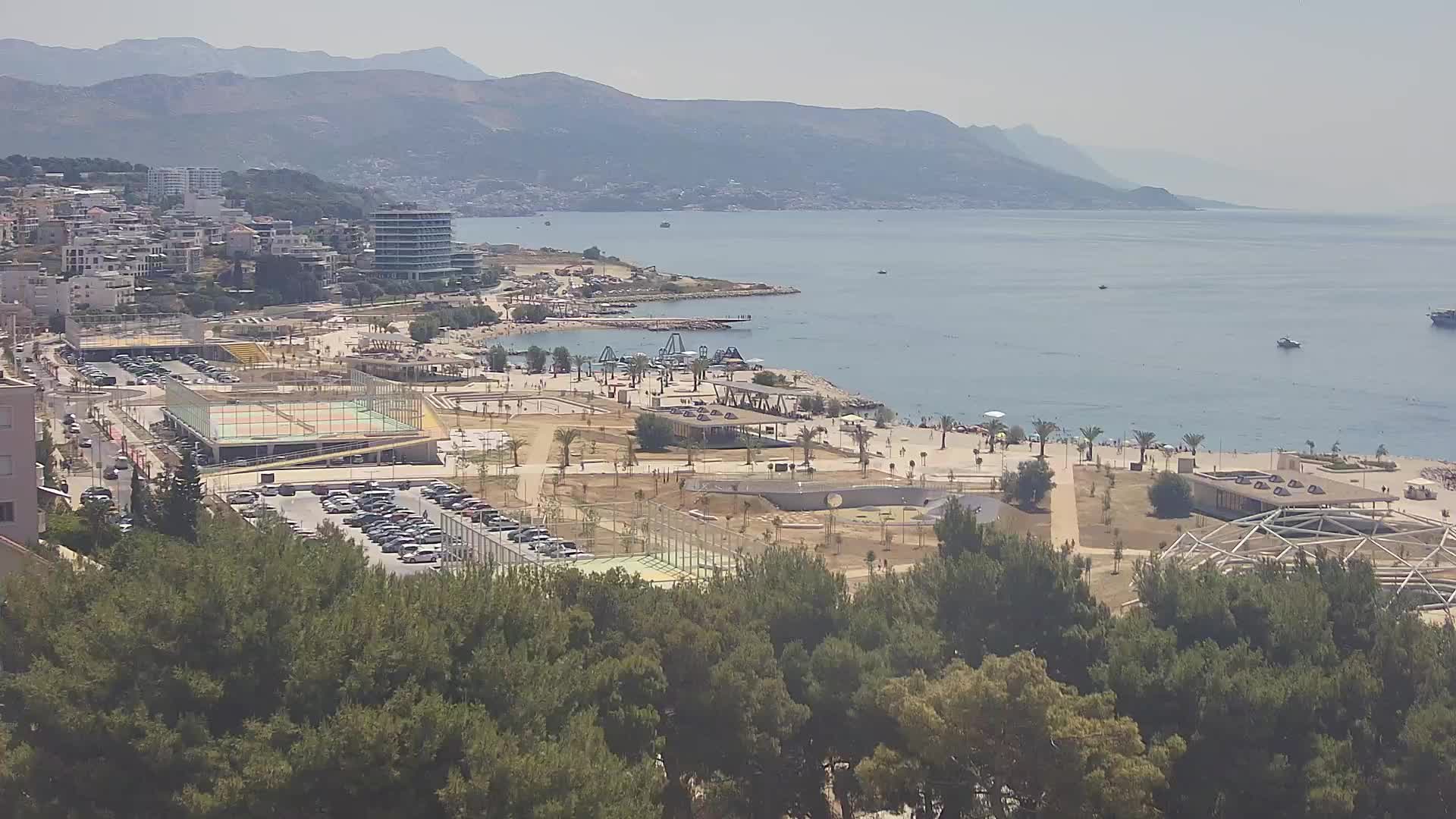 Plaža Žnjan in športni objekti – Split