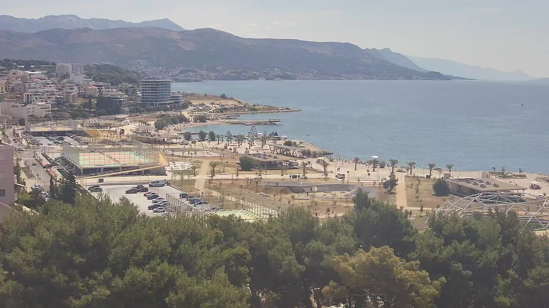Plaža Žnjan in športni objekti – Split