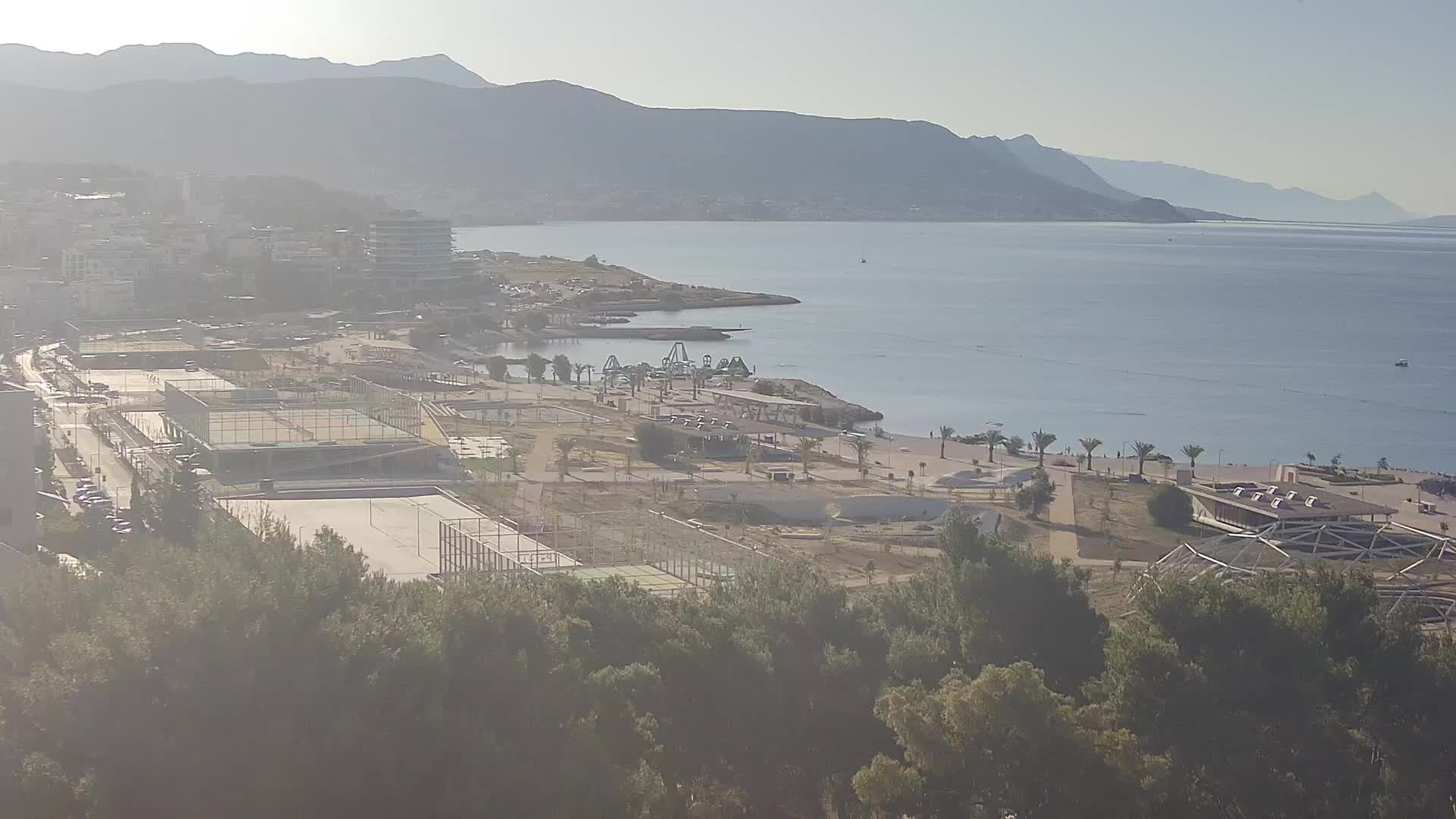 Plaža Žnjan in športni objekti – Split