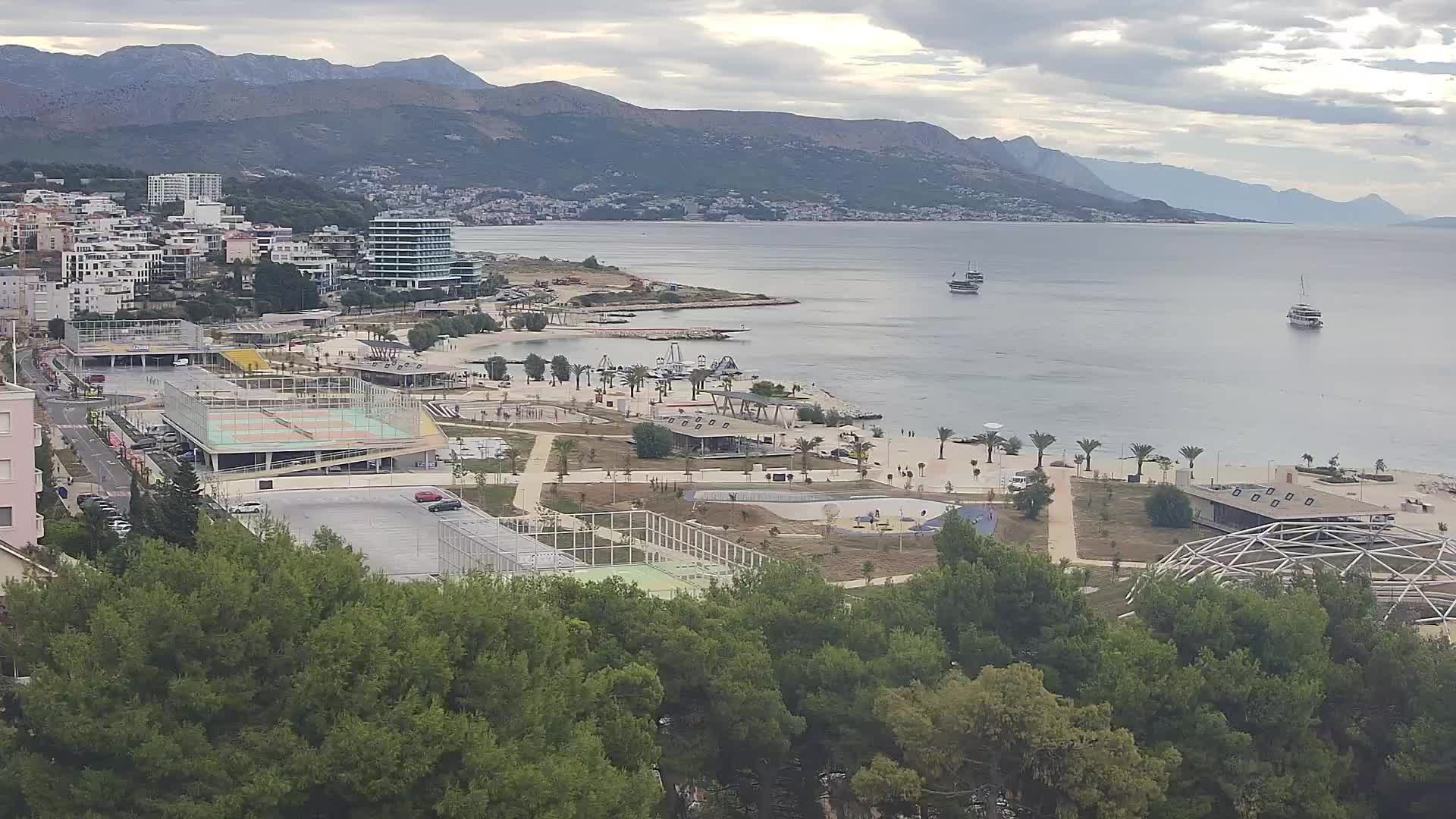 Plaža Žnjan in športni objekti – Split