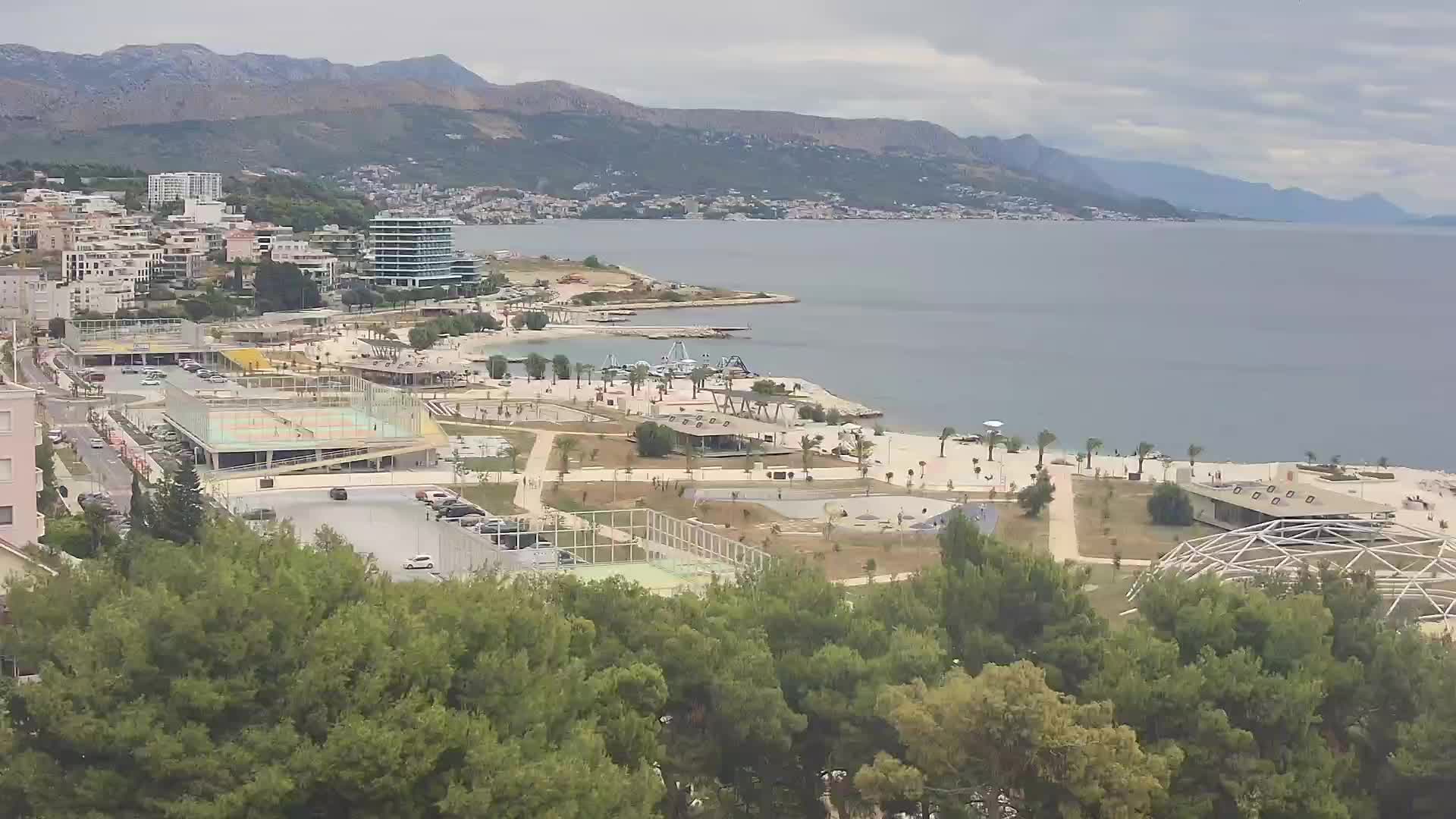 Plaža Žnjan in športni objekti – Split