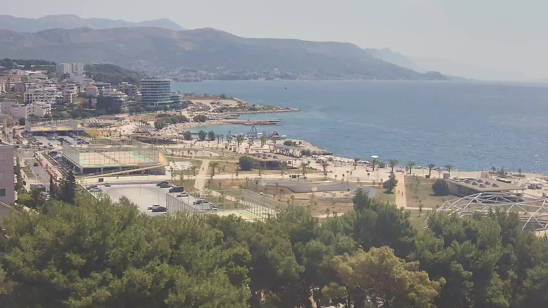 Plaža Žnjan in športni objekti – Split