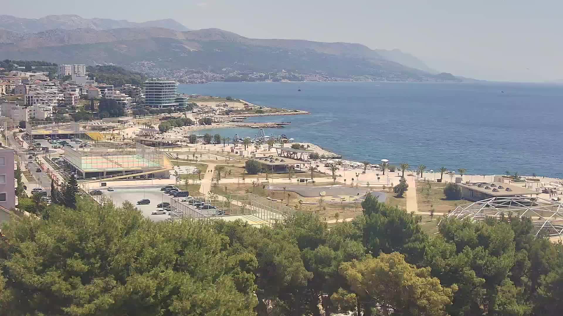 Plaža Žnjan in športni objekti – Split