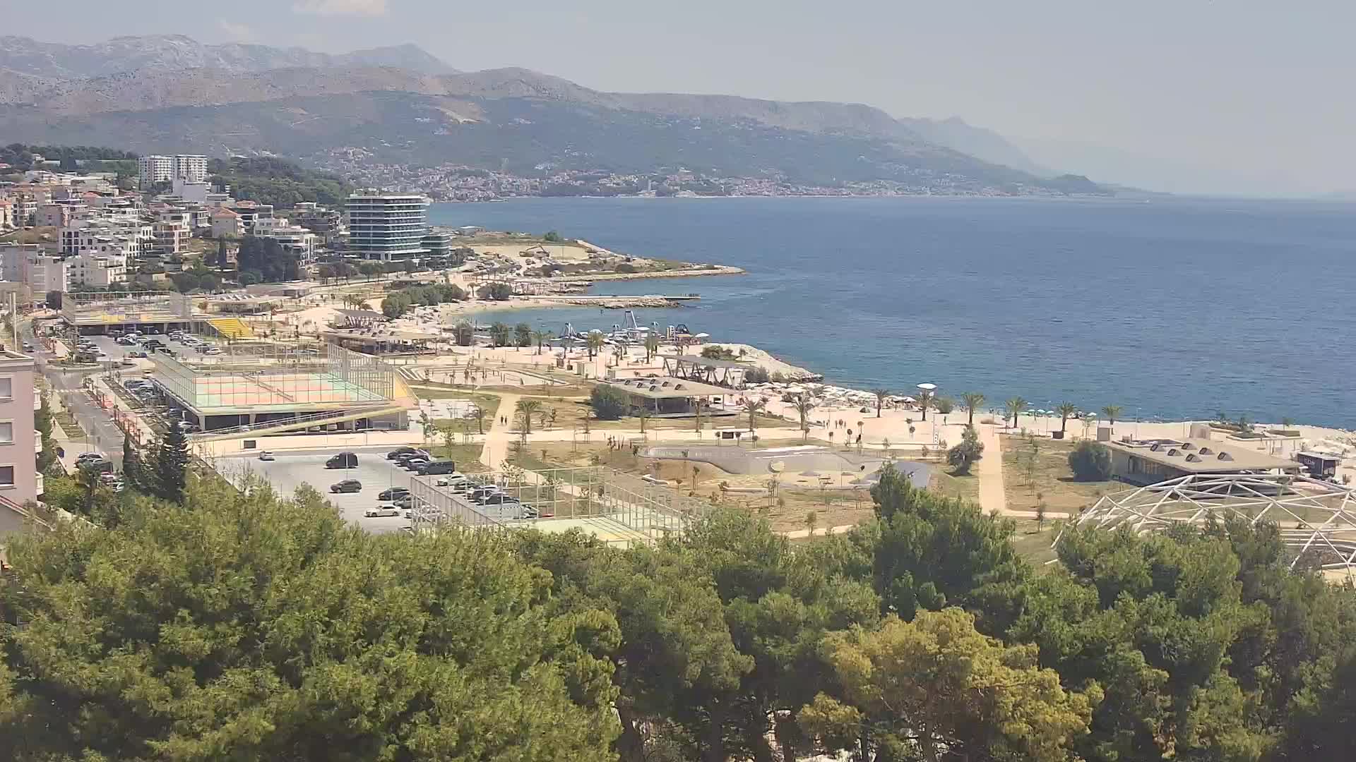 Plaža Žnjan in športni objekti – Split