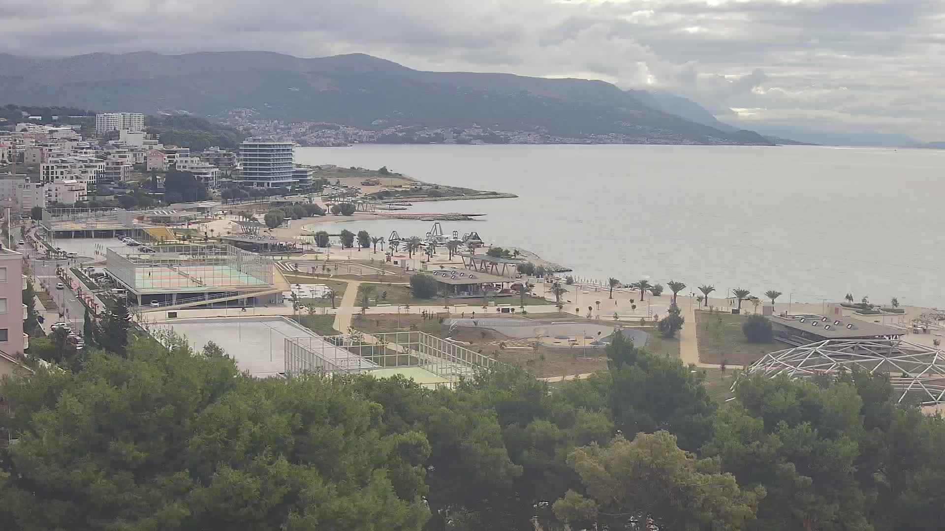 Plaža Žnjan in športni objekti – Split
