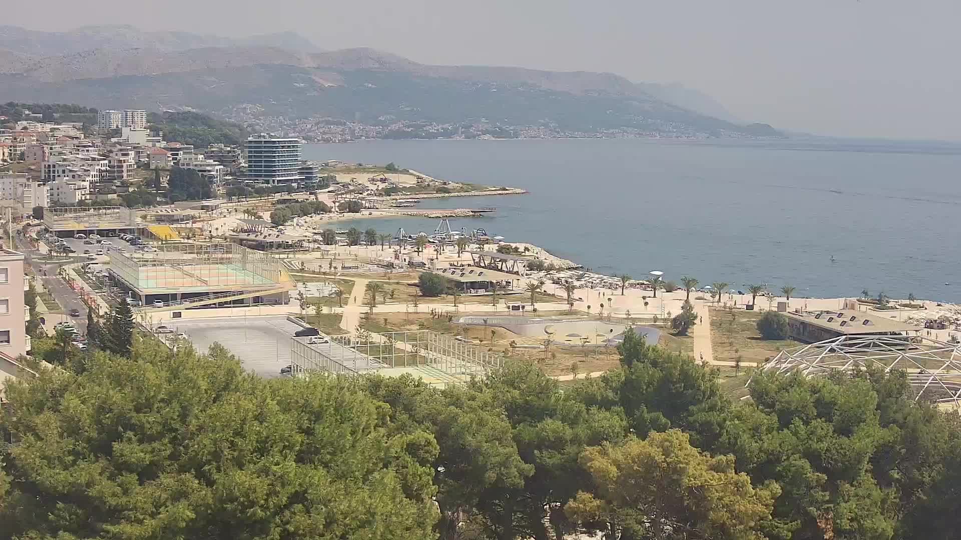Playa Žnjan e instalaciones deportivas – Split