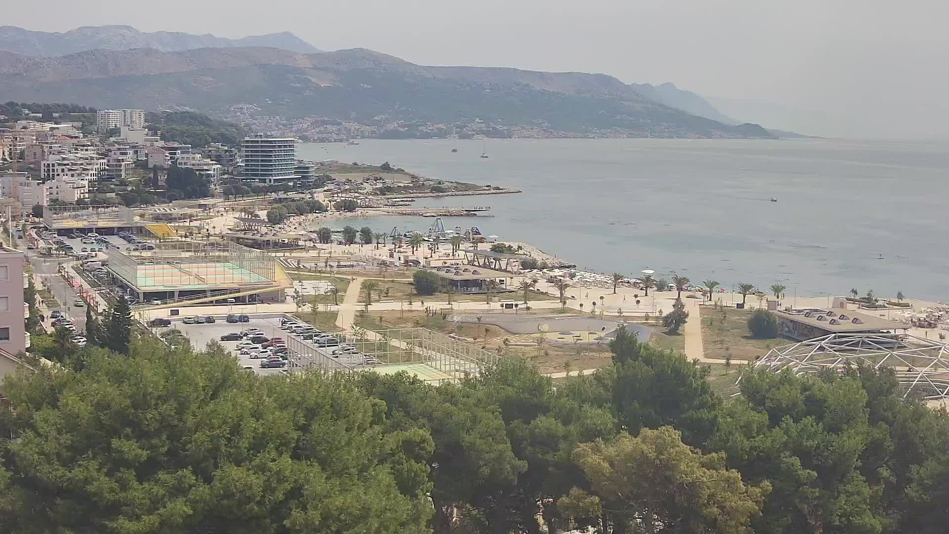 Plaža Žnjan in športni objekti – Split