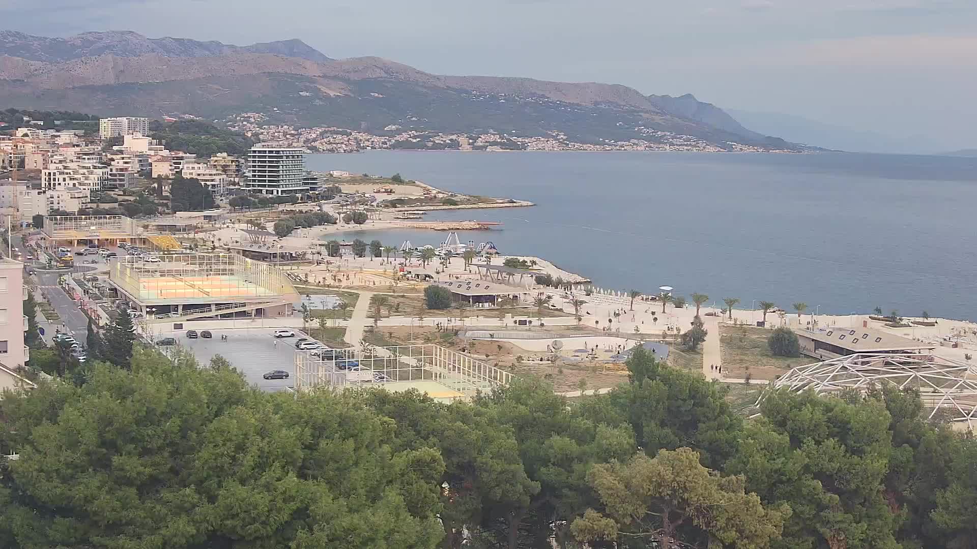Plaža Žnjan in športni objekti – Split