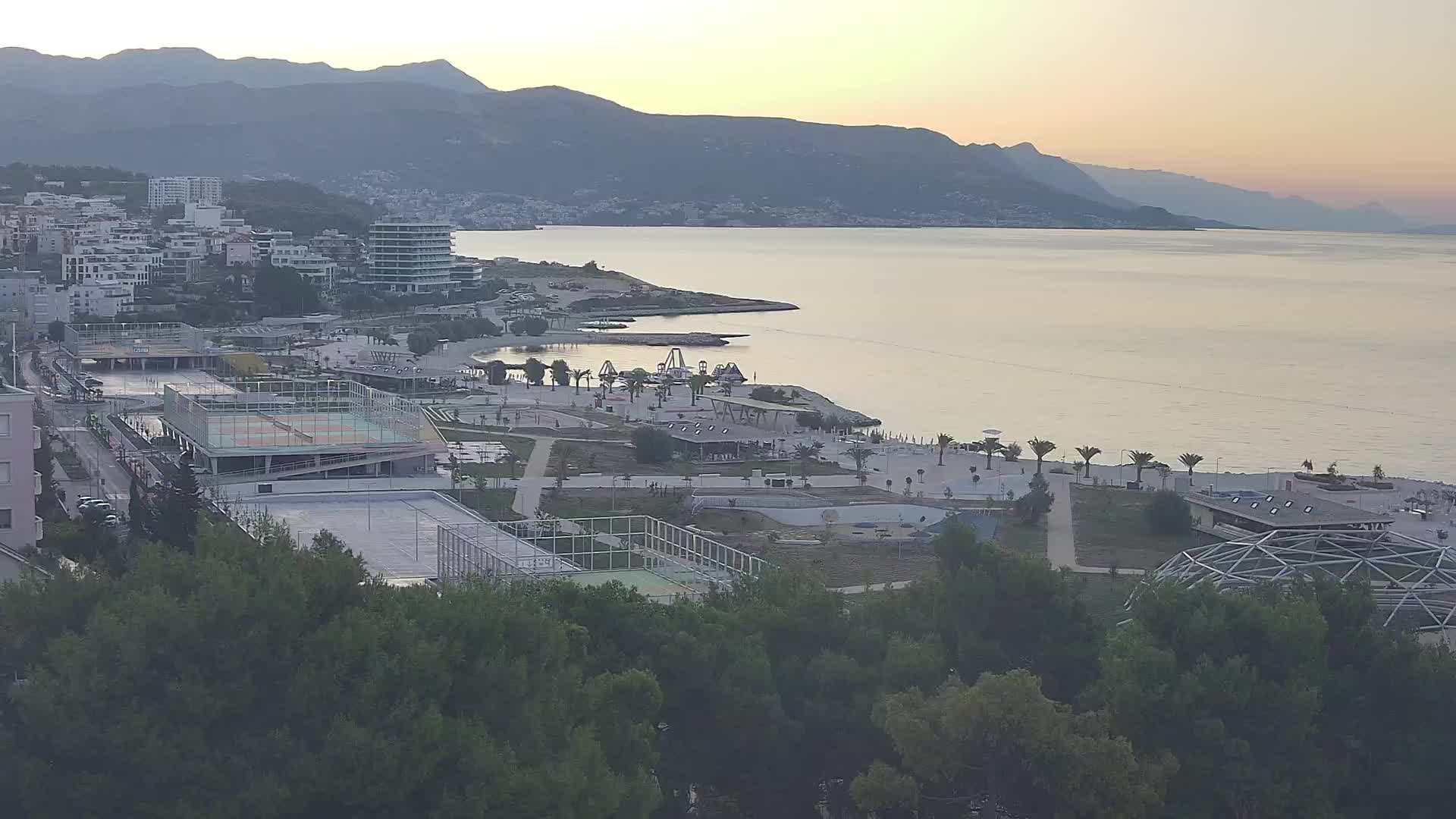 Plage Žnjan et installations sportives – Split