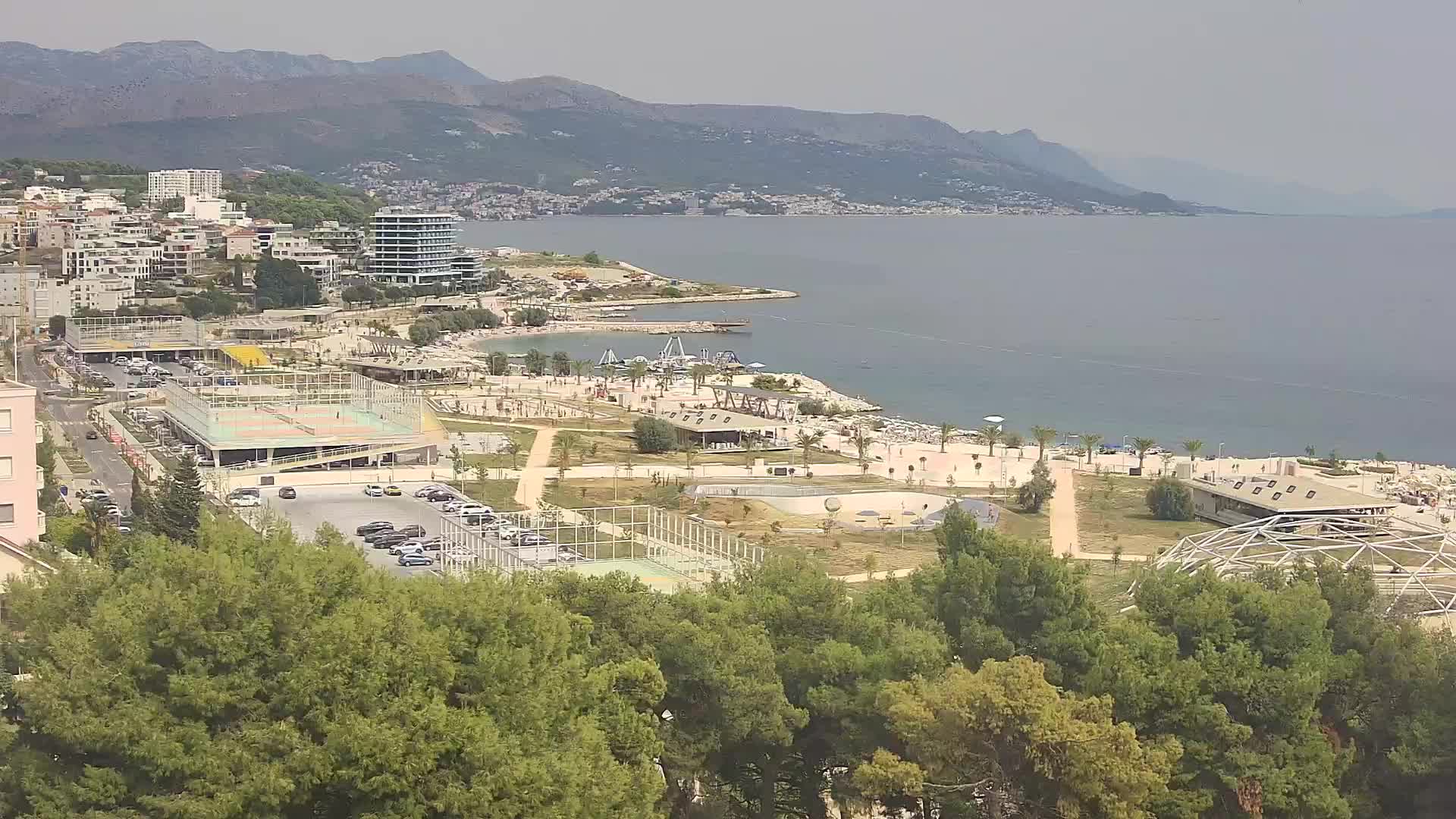 Plaža Žnjan in športni objekti – Split