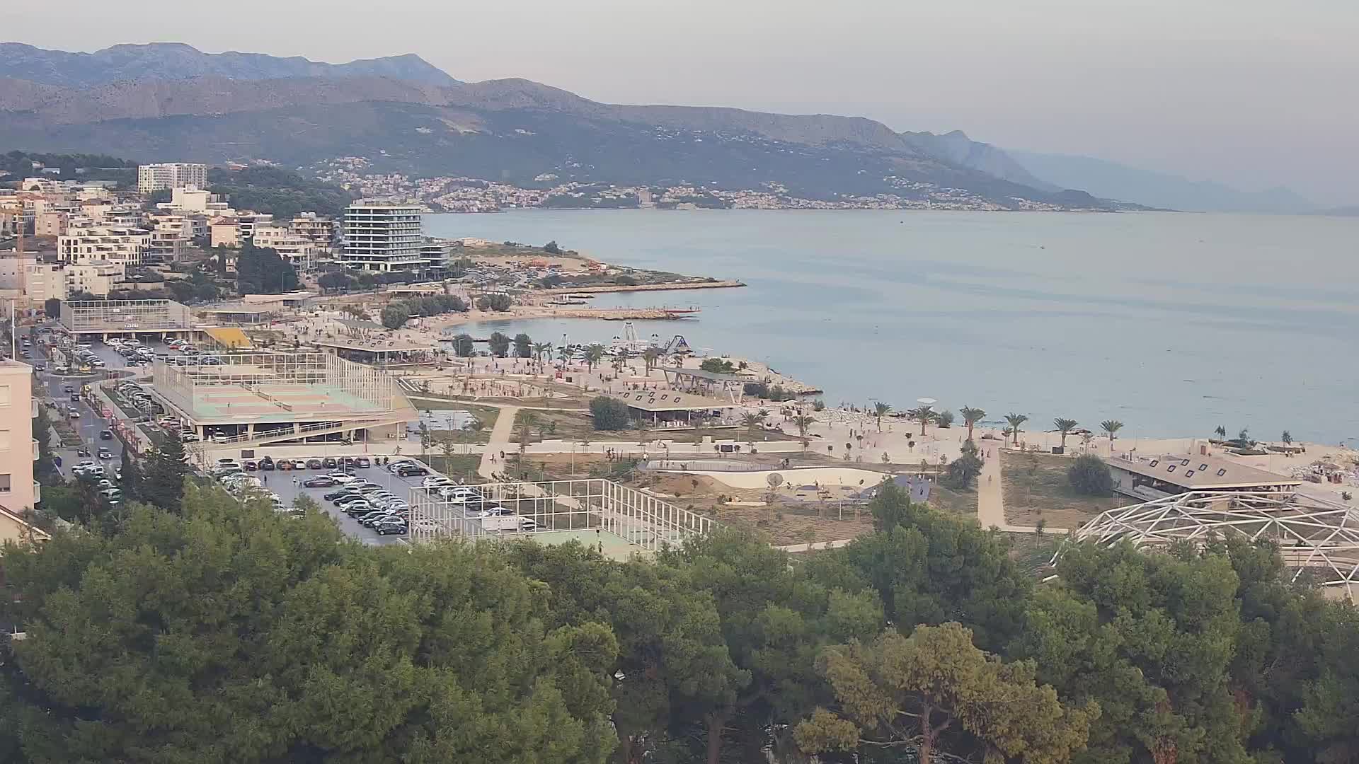 Plaža Žnjan in športni objekti – Split