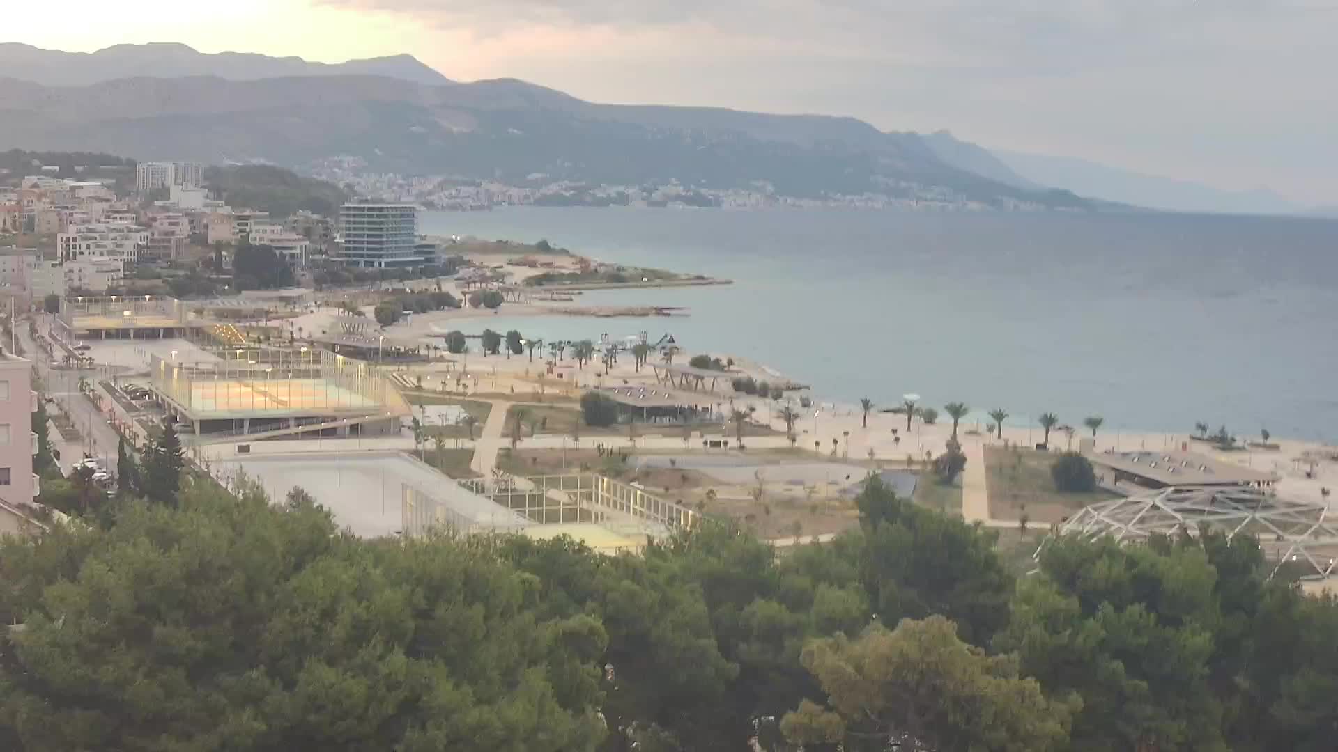 Plaža Žnjan in športni objekti – Split