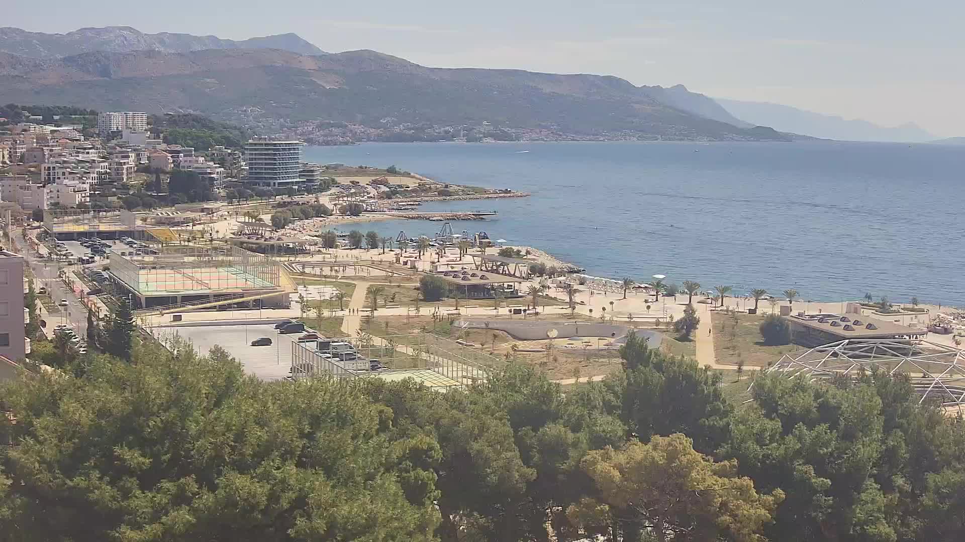 Plaža Žnjan in športni objekti – Split