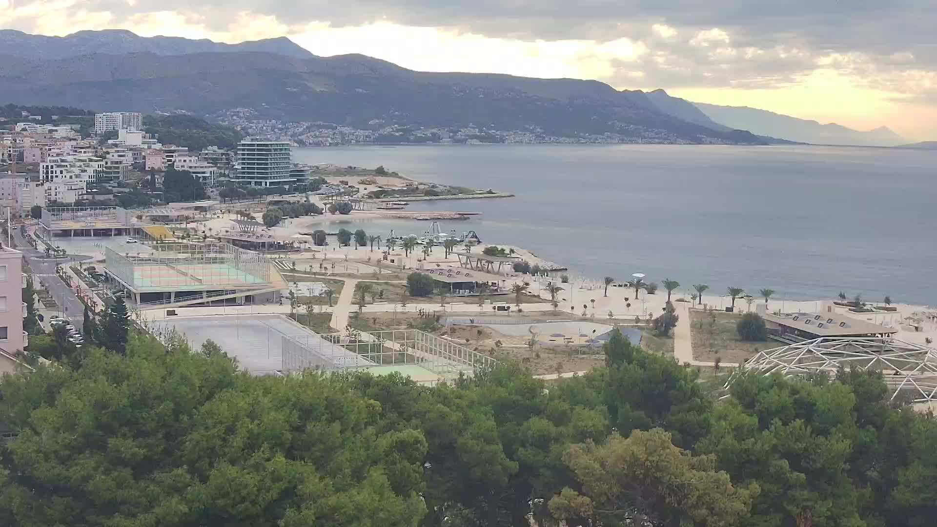 Playa Žnjan e instalaciones deportivas – Split