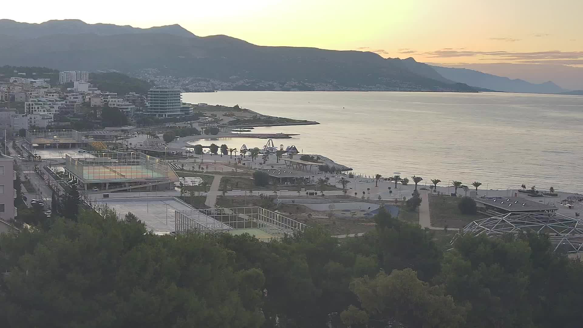 Plage Žnjan et installations sportives – Split