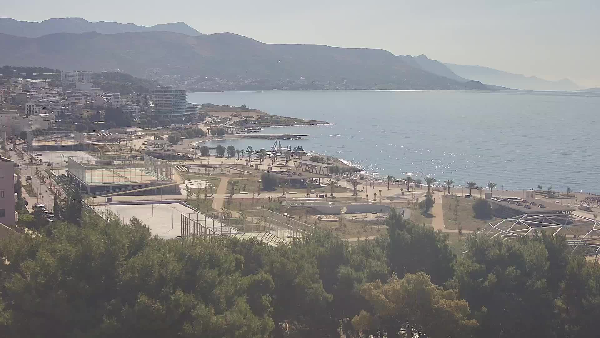 Plaža Žnjan in športni objekti – Split