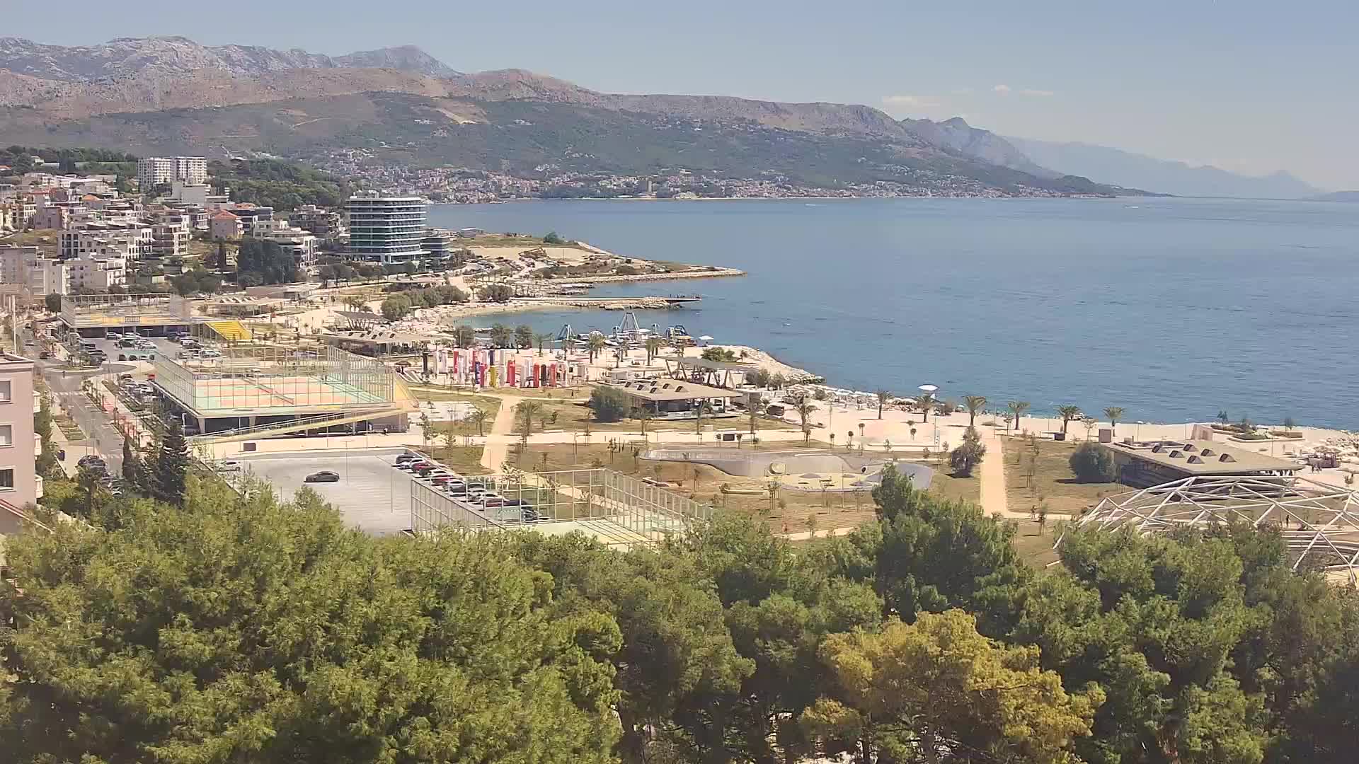 Plaža Žnjan in športni objekti – Split